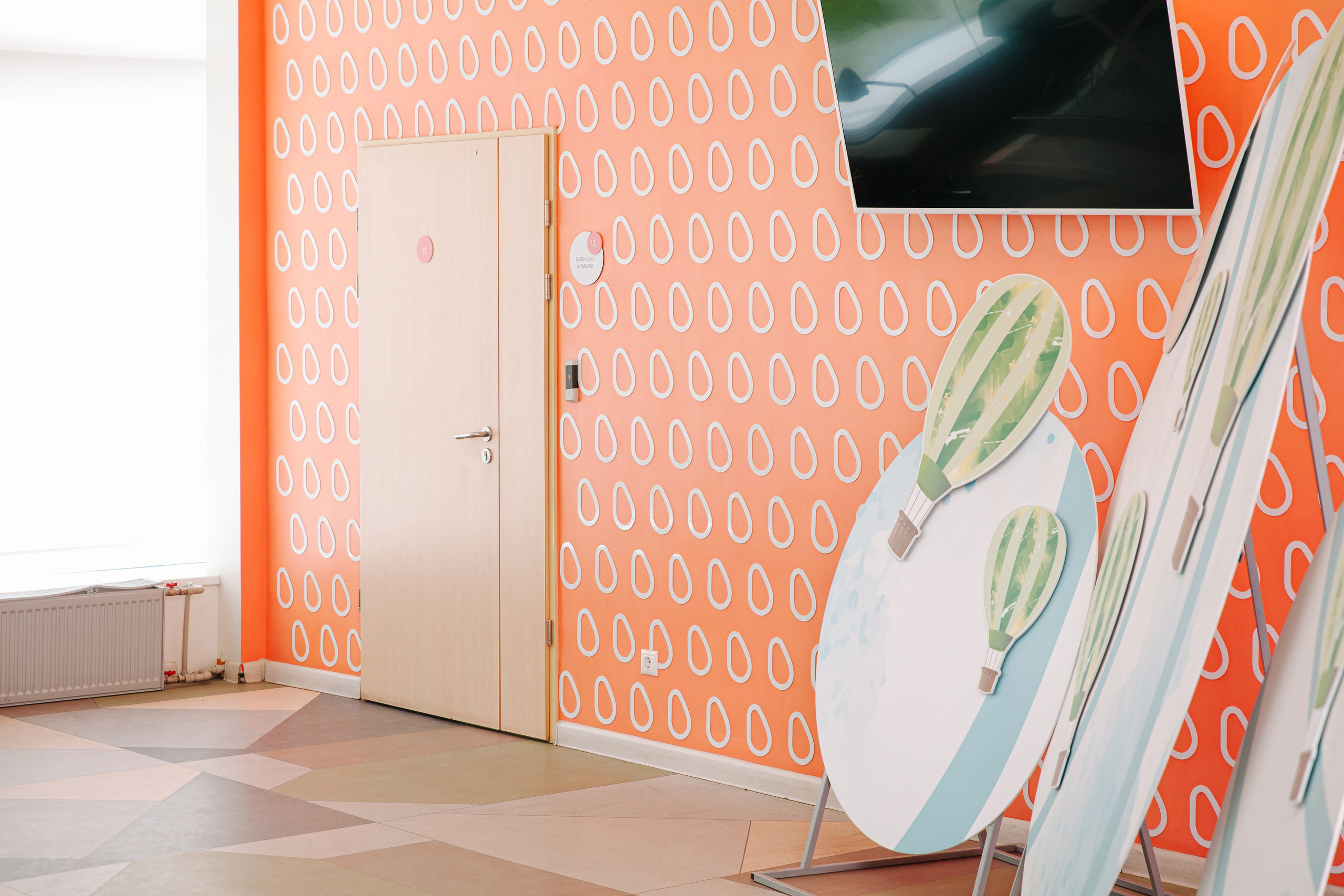 Фотосессия выписки в 10 роддоме. Татьяна Нагорнова — семейный фотограф в Санкт-Петербурге