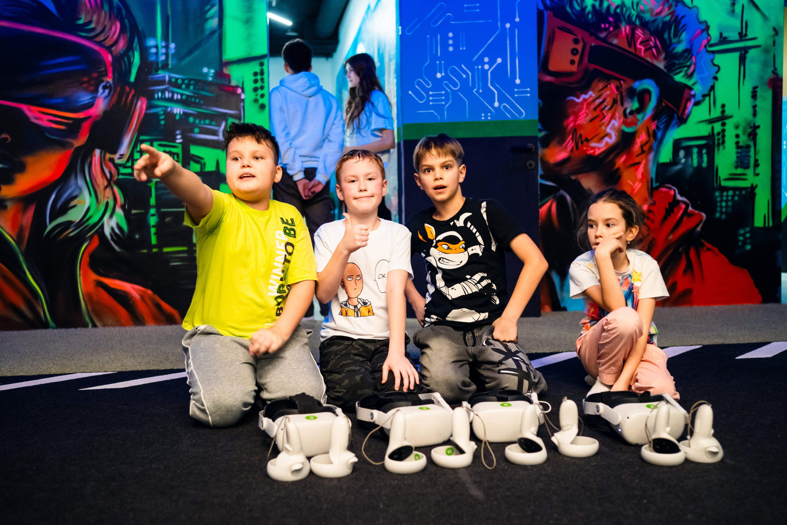 VR (November-December 2024). Felixtones