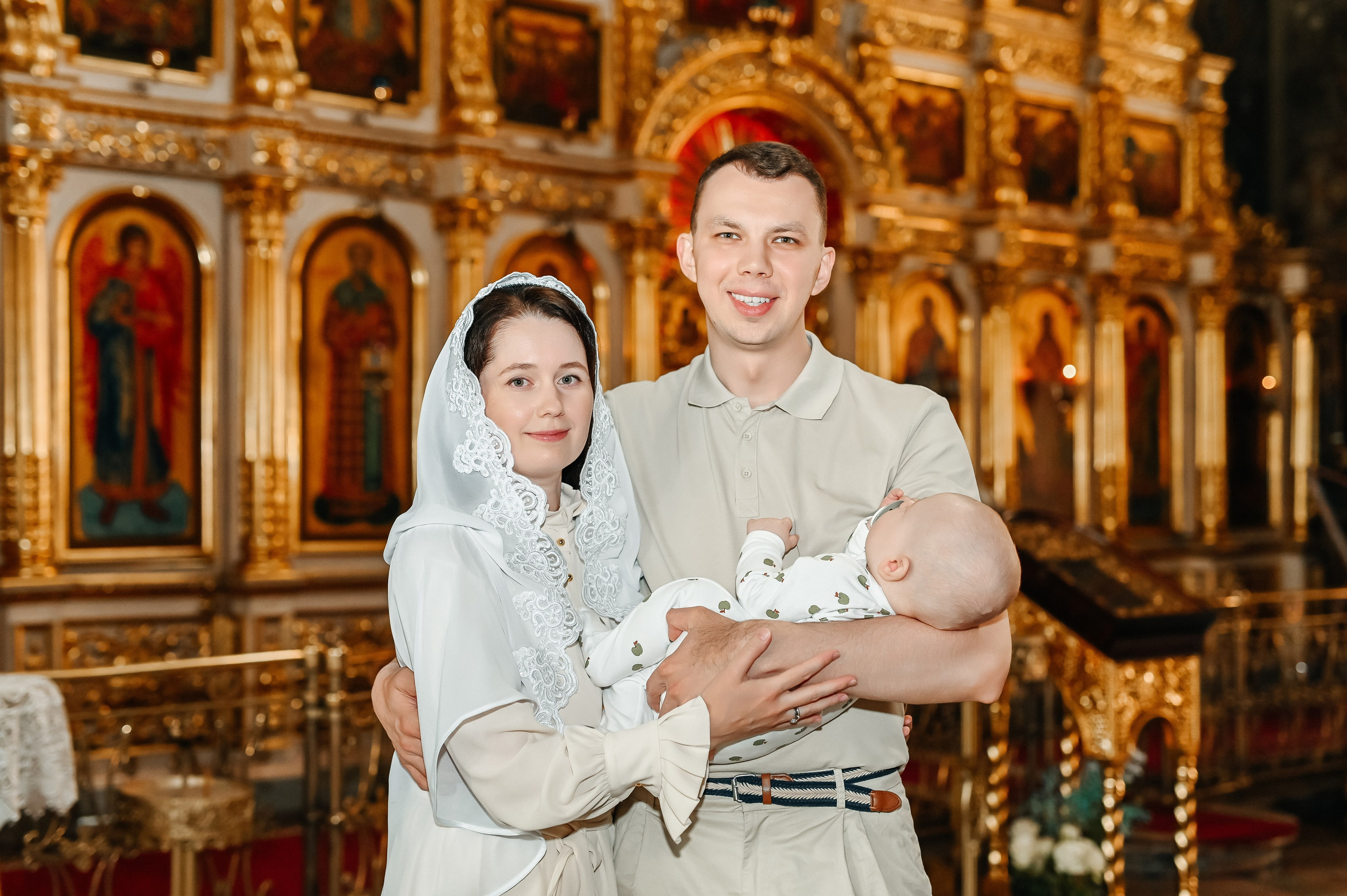 Съёмка таинства крещения. Фотограф Арина Агапова. Подольск, Москва https://arinafoto.wfolio.pro/