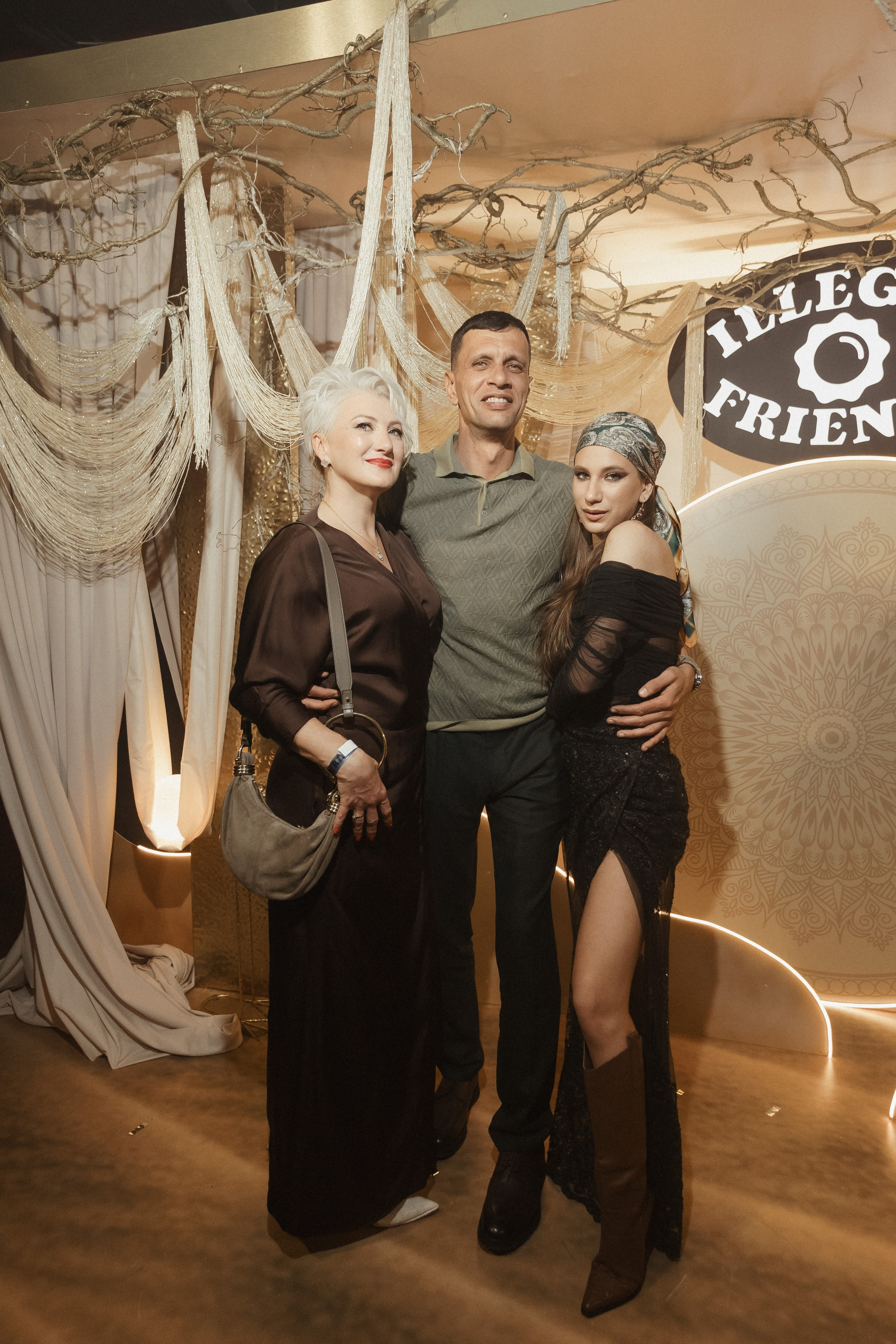 ILLEGAL FRIENDS — MIRAGE [PART II]. СВОИ. ФОТООТЧЕТЫ-СОБЫТИЯ-МЕСТА