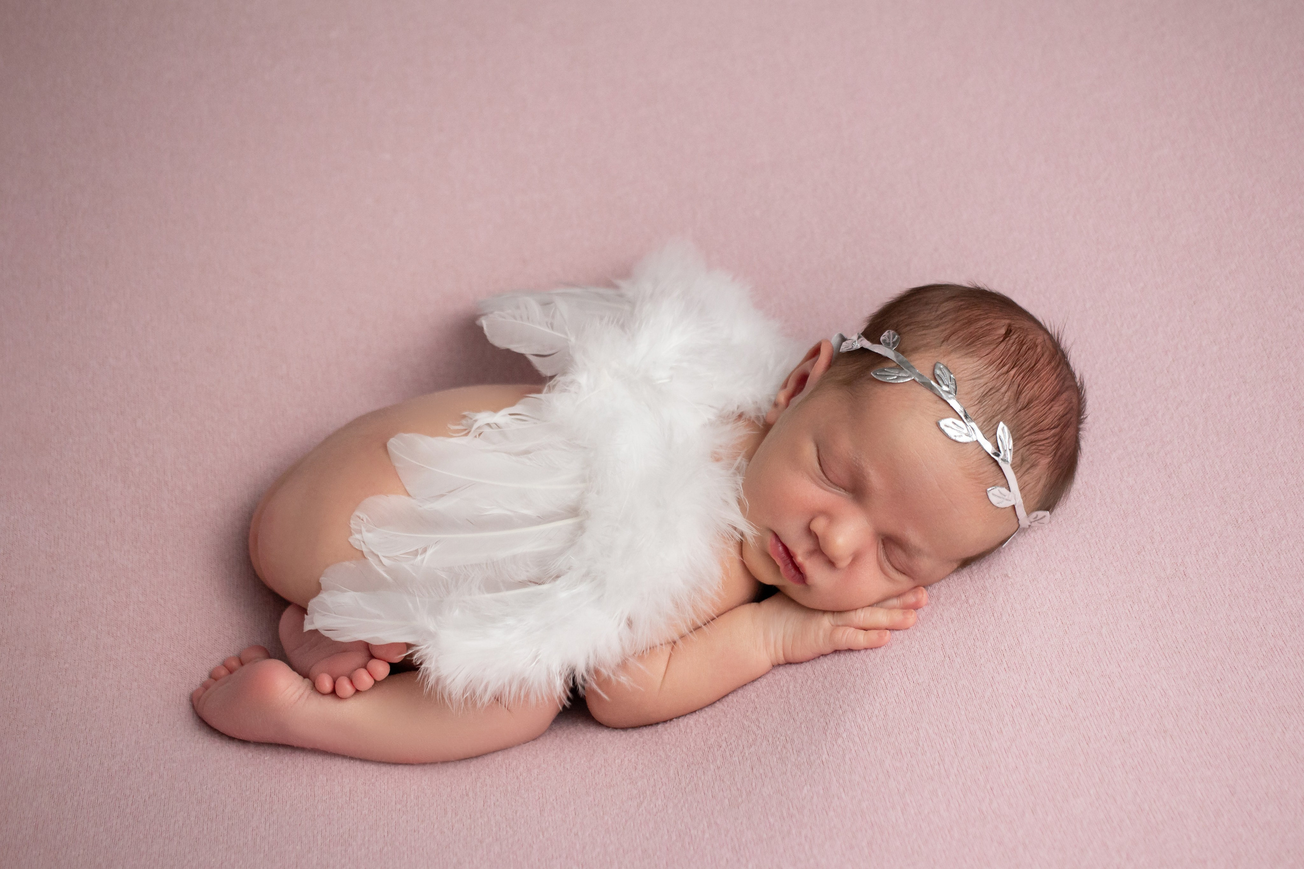 Классический стиль newborn. Фотограф новорождённых Анапа Елена Кушнарь