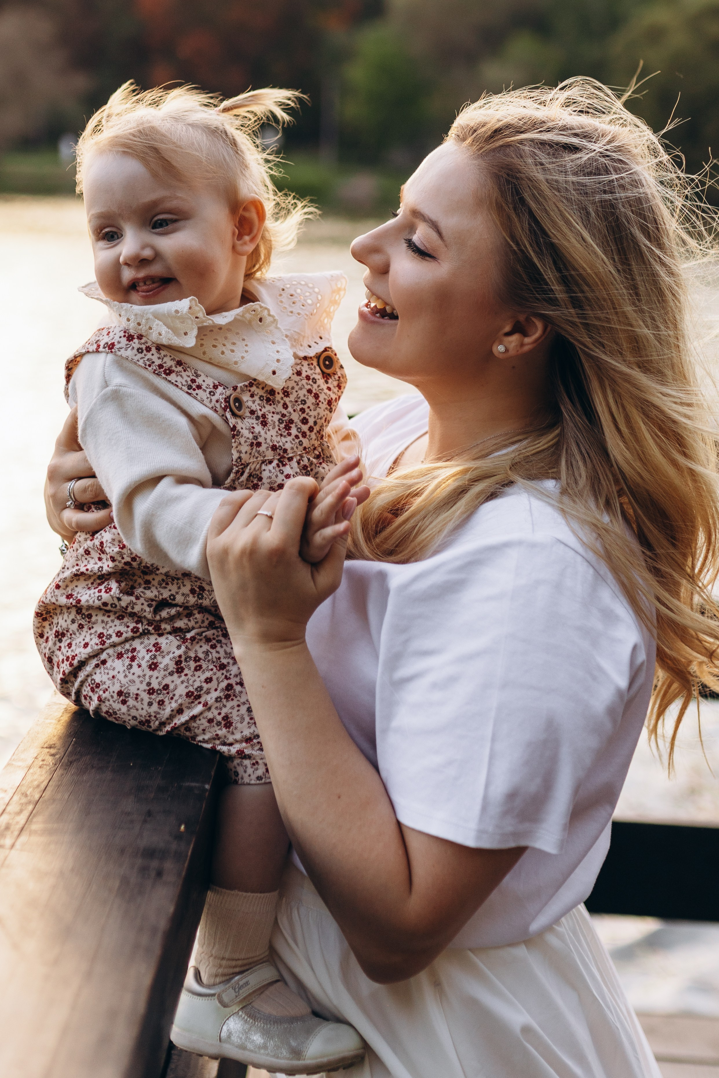 Ольга, Елена и маленькая Таисия. Семейный фотограф в Москве Жукова Анна