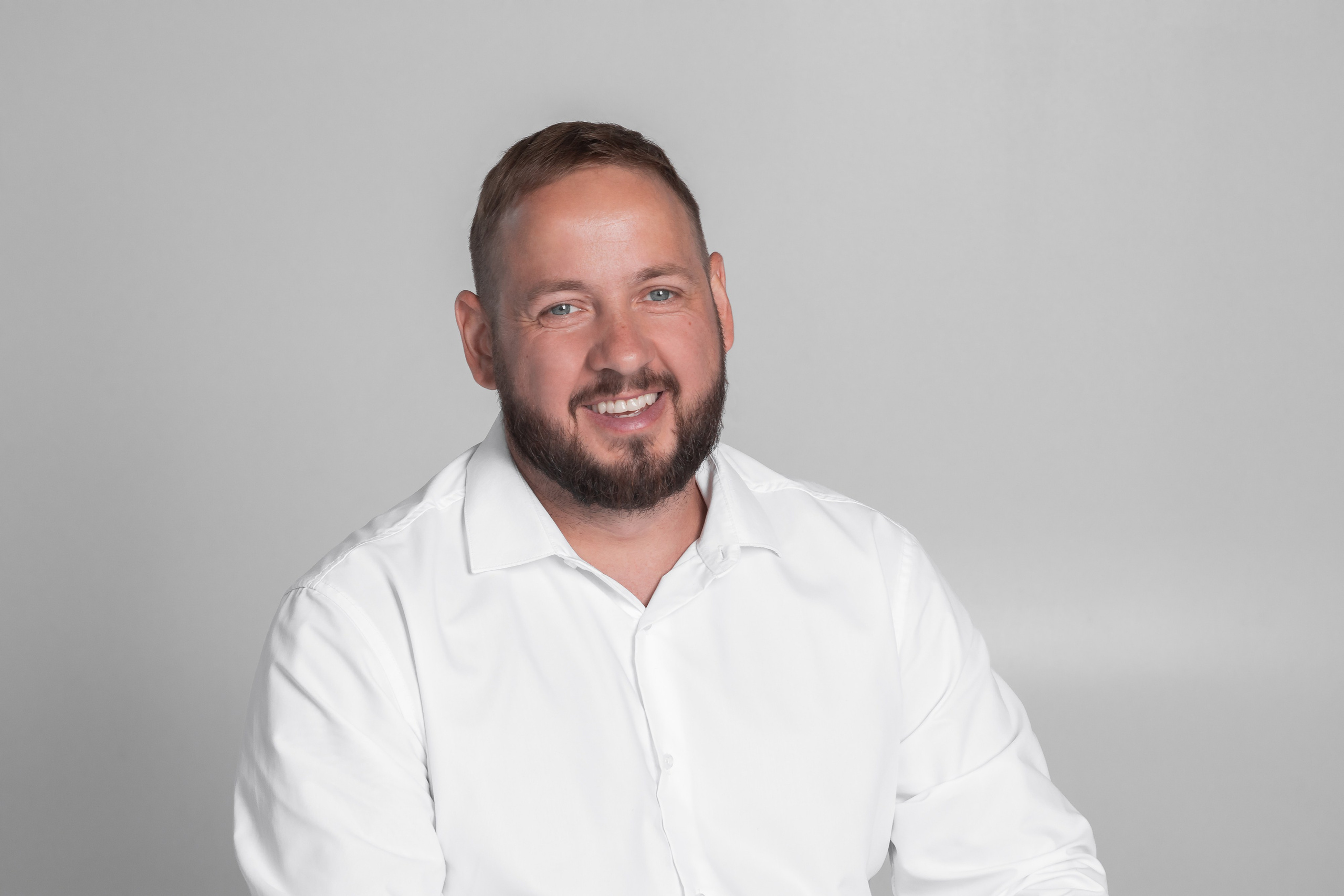 Мужская фотосессия для сайта. AI Фотограф Краснодар: мужские и женские фотосессии, стилизация съемки. Нейро-фотосессии онлайн