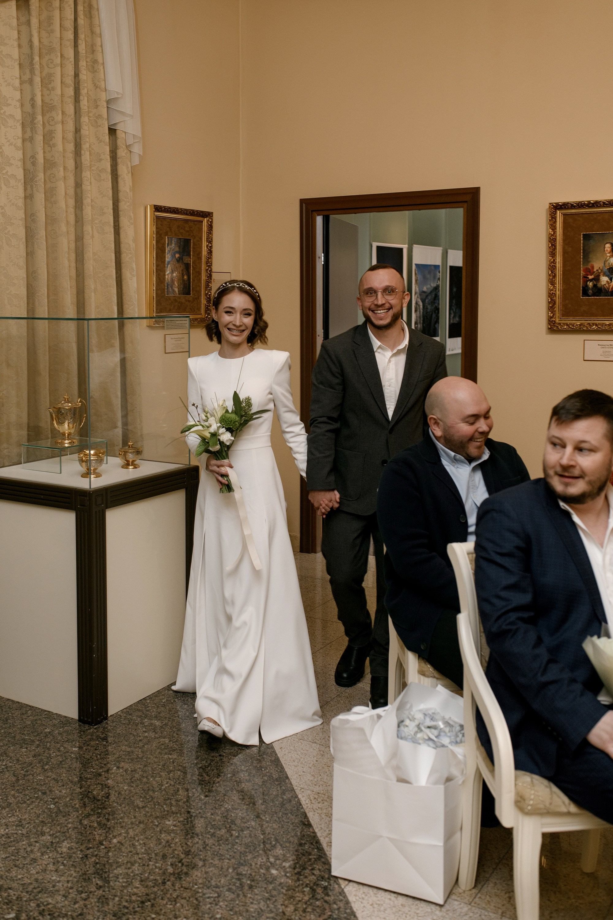 Регистрация Анастасии и Никиты — Краеведческий музей. Свадебный фотограф Екатеринбург/Челябинск — Любовь Волохова