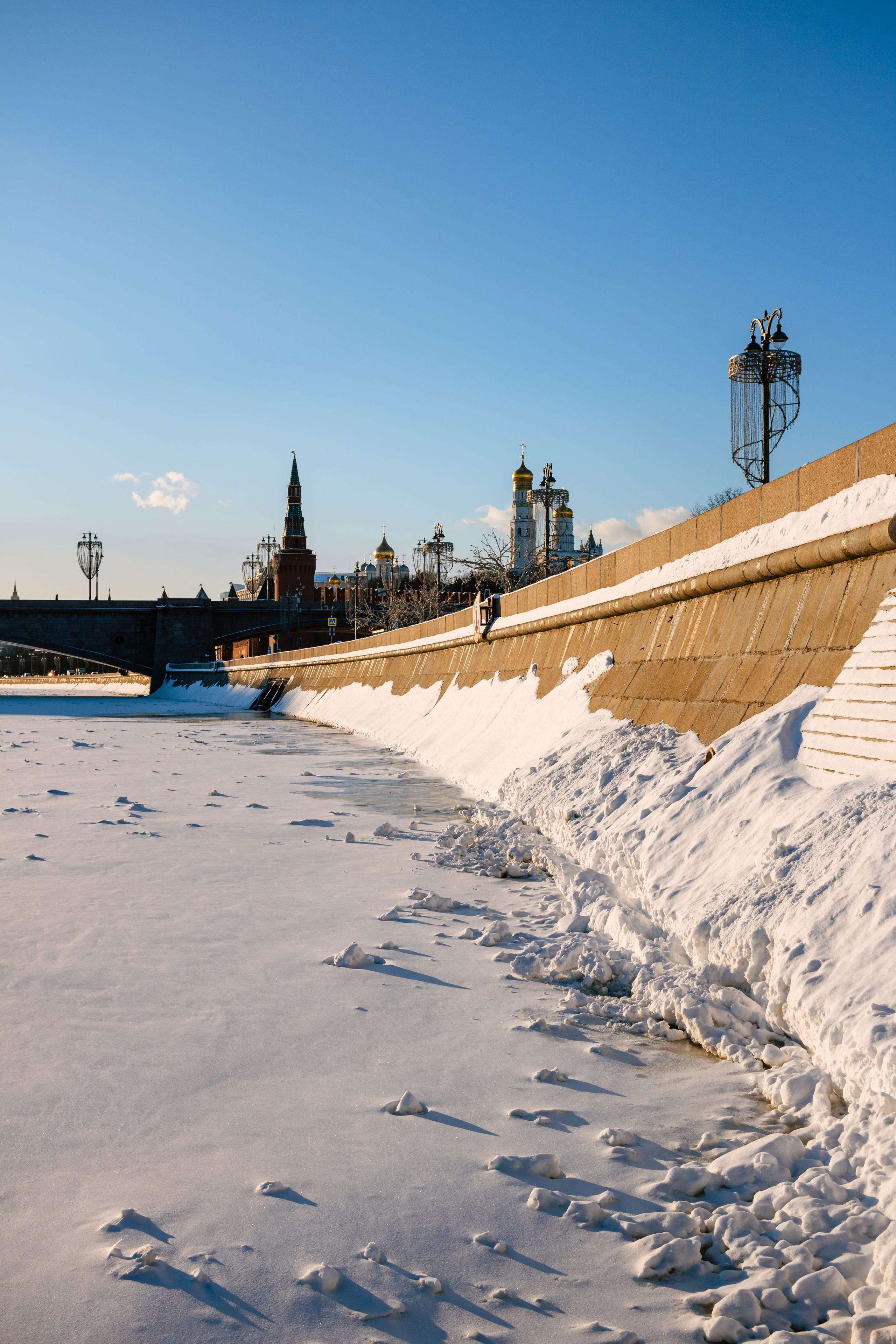 Street Photography. Street & Portrait photographer Lina Thorne based in Moscow