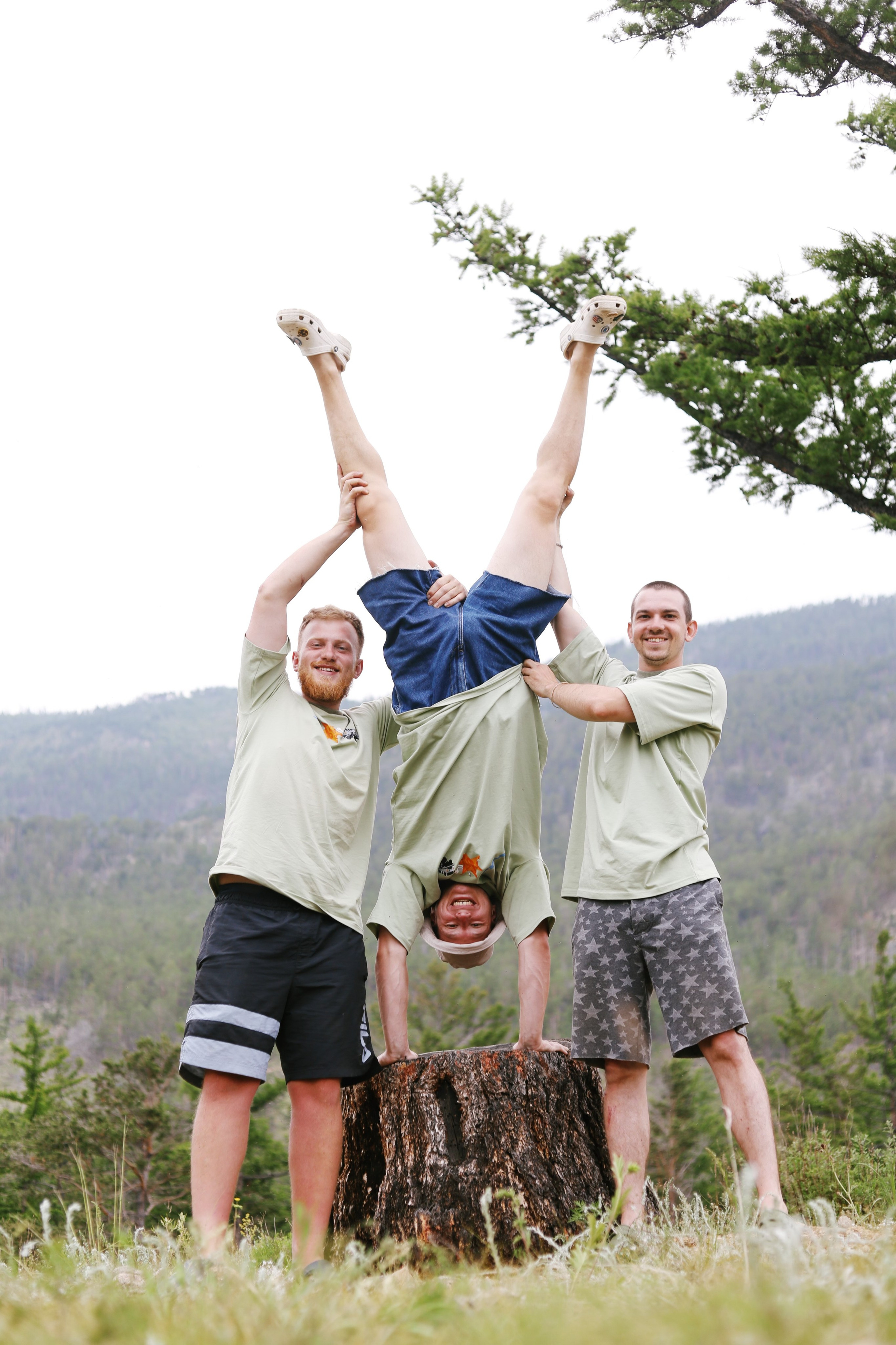 Лето 2024 / палатки. 1642 — первый лагерь для взрослых на Байкале