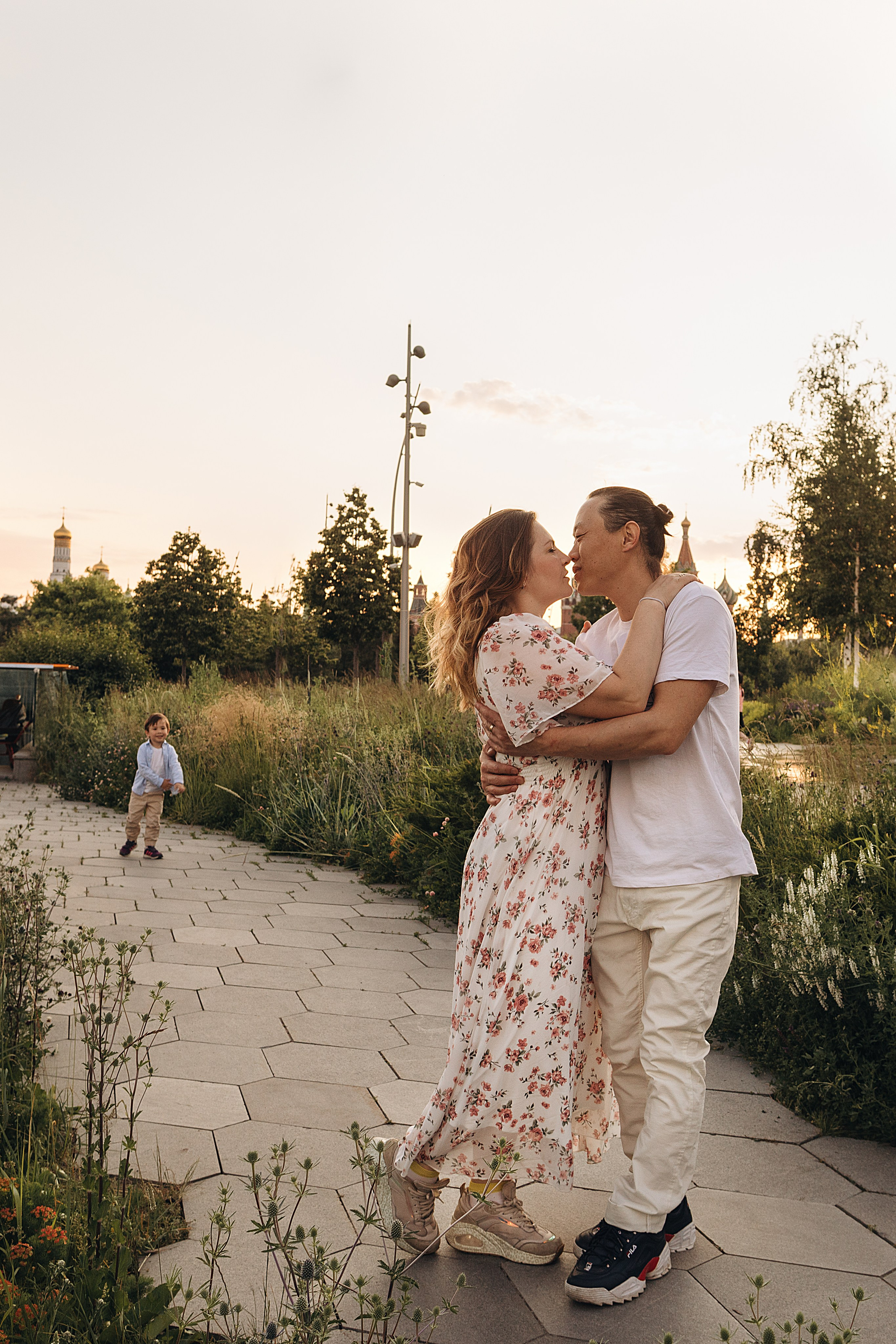 Парк «Зарядье» Катюша семья. Портретный фотограф в Москве и МО Зимина Татьяна