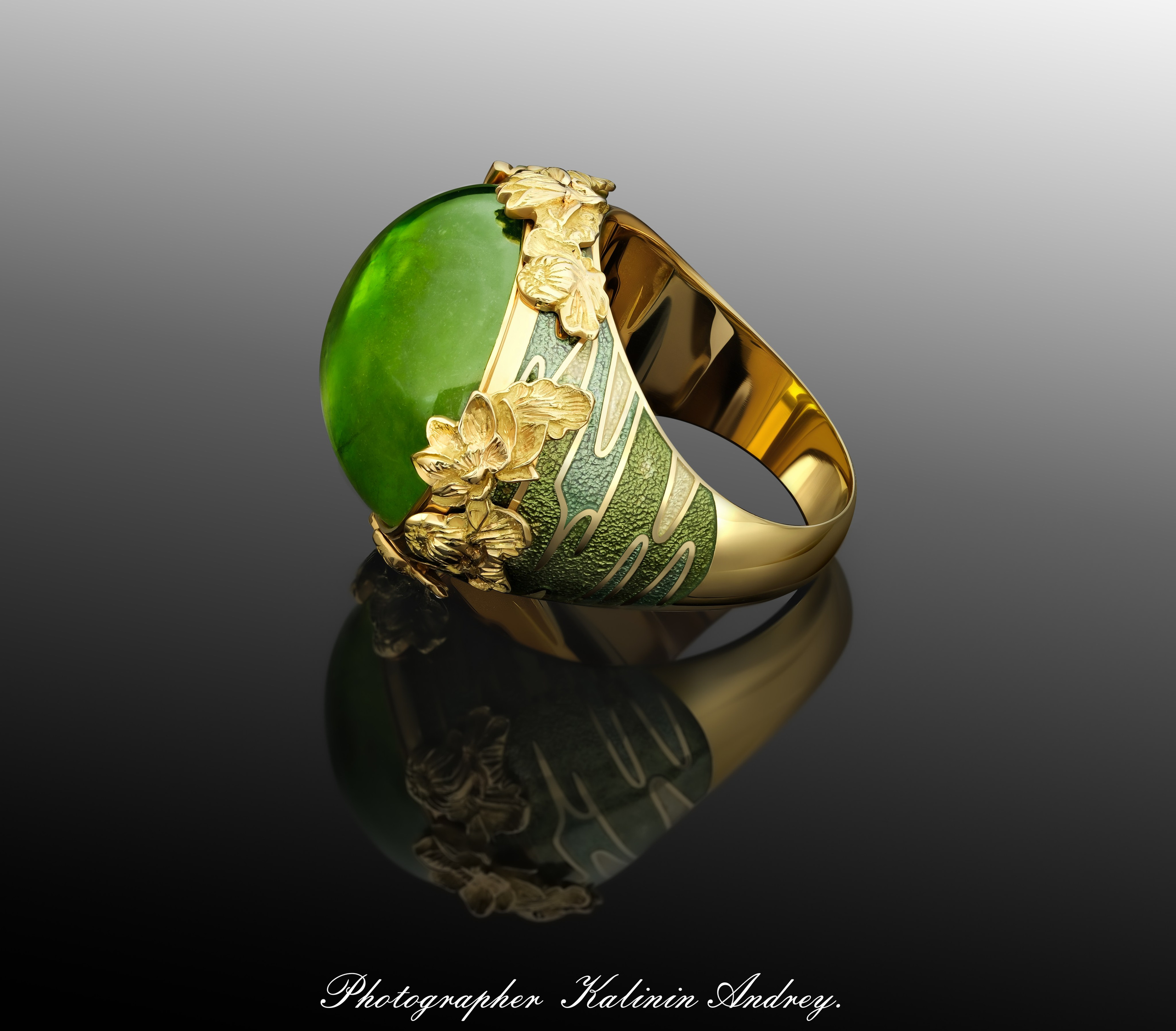 Рекламная эксклюзивная предметная фотосъёмка ювелирных изделий в Москве  тел +7 966-003-13-07. Высококачественная профессиональная рекламная фотосъёмка ювелирных украшений, драгоценных камней в Москве. Обучение, консультация