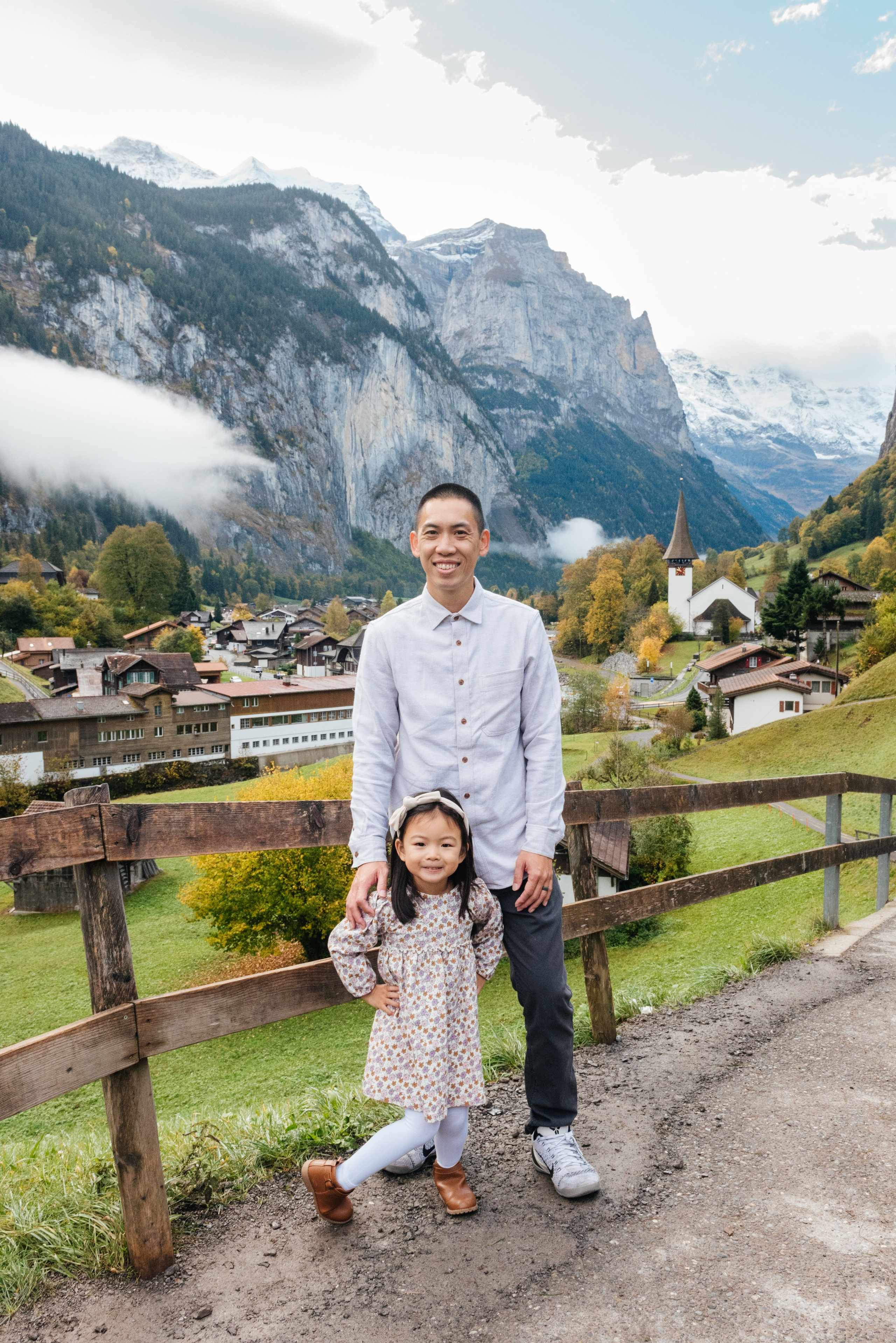 Tien, Kenny, Emily and Austin (Lauterbrunnen). Photographer in Interlaken area