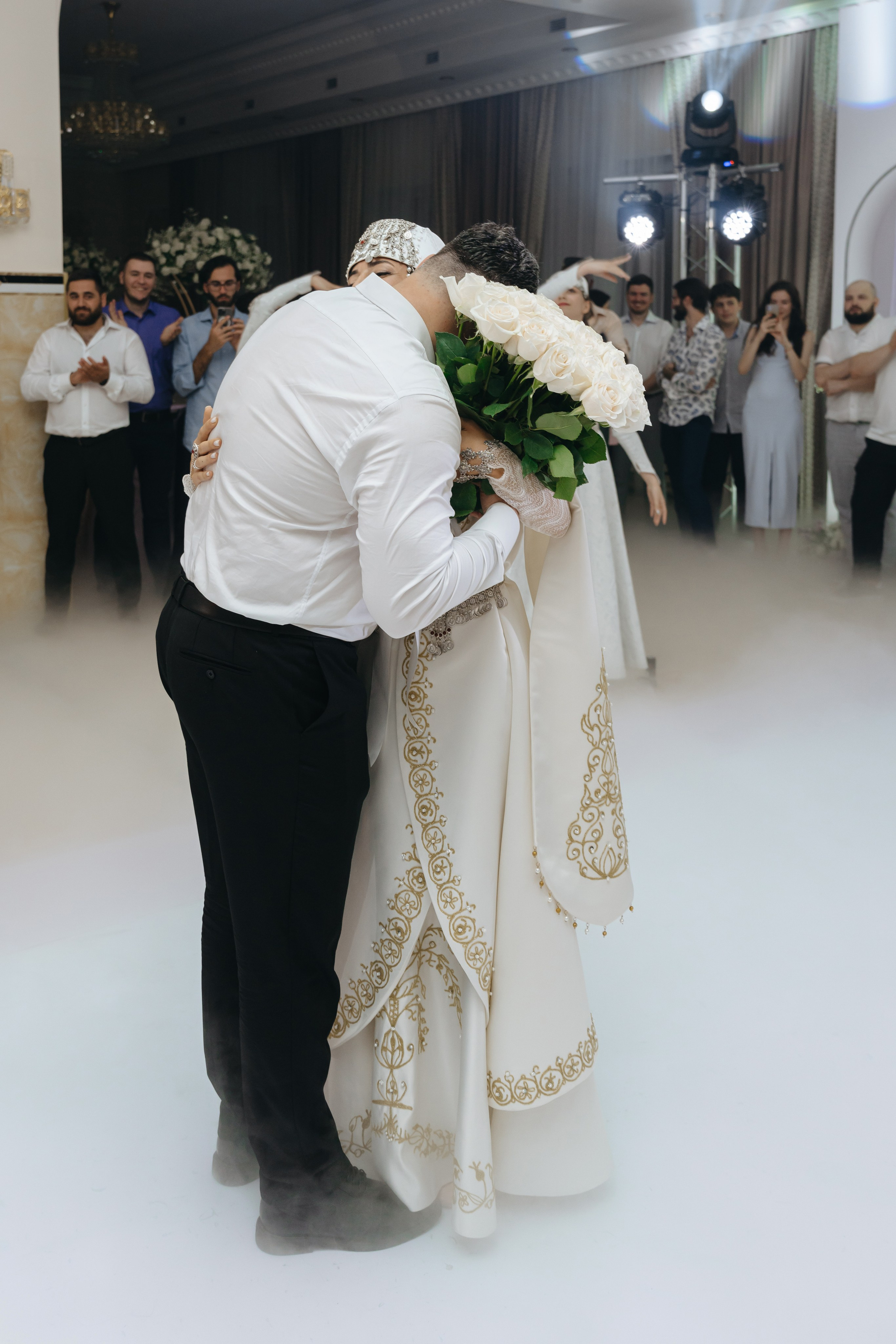 Артем и Лусине. Свадебный фотограф Красноярск Вязьминова Мария