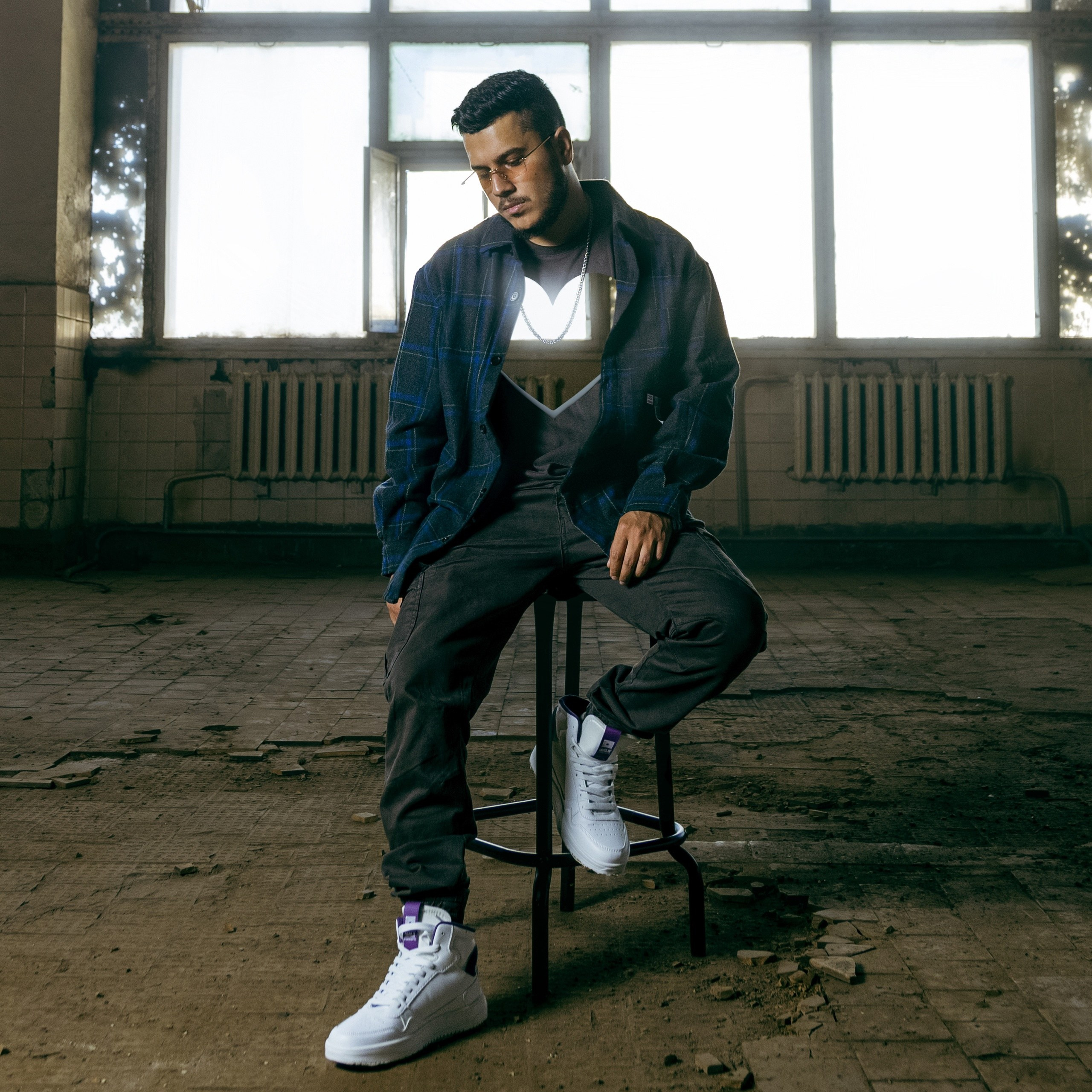 RUSSE — Наедине