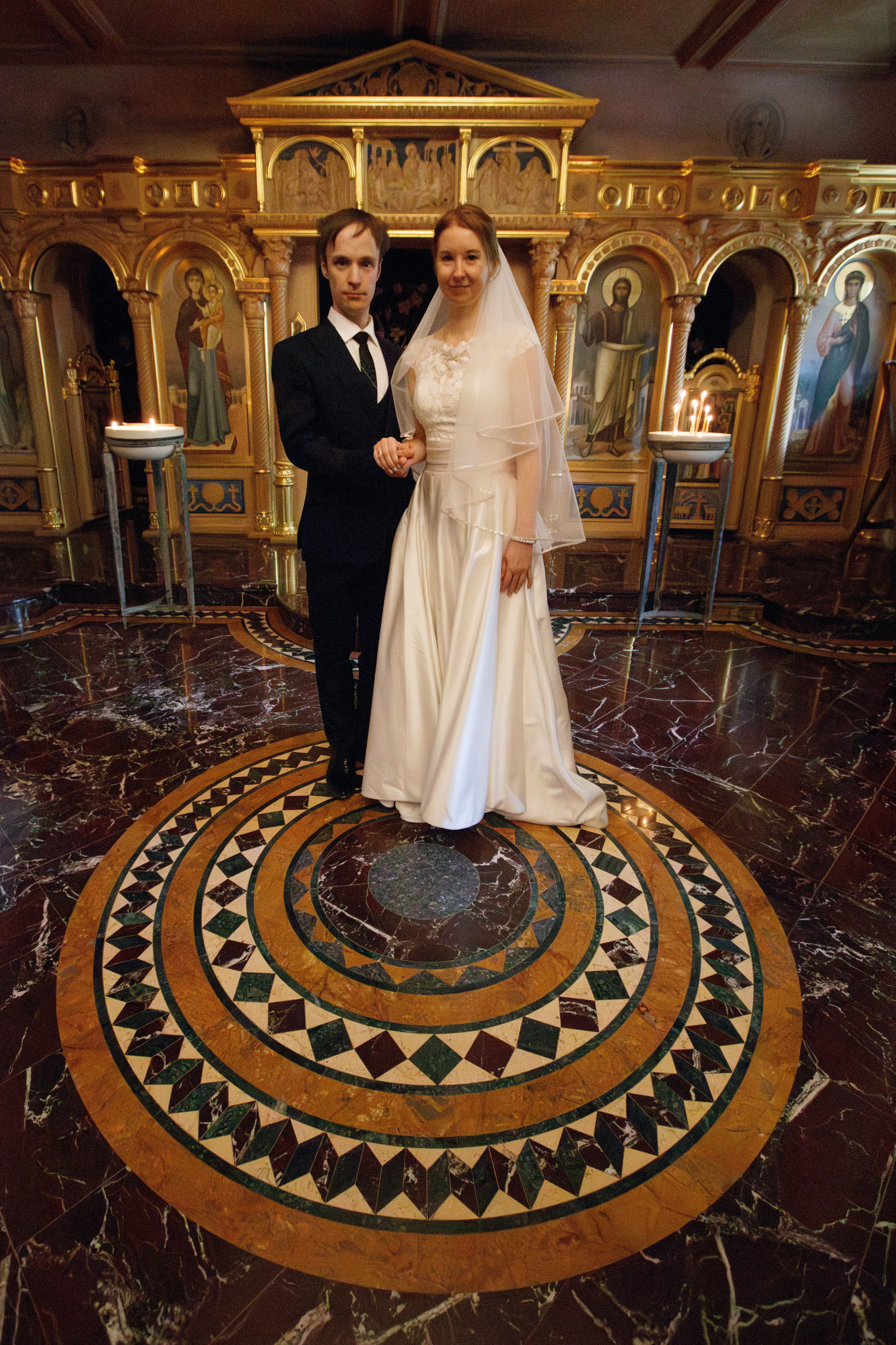 Венчание в храме Антипы Пергамского, стиль «ORWO UT21». Фотограф на крещение/венчание