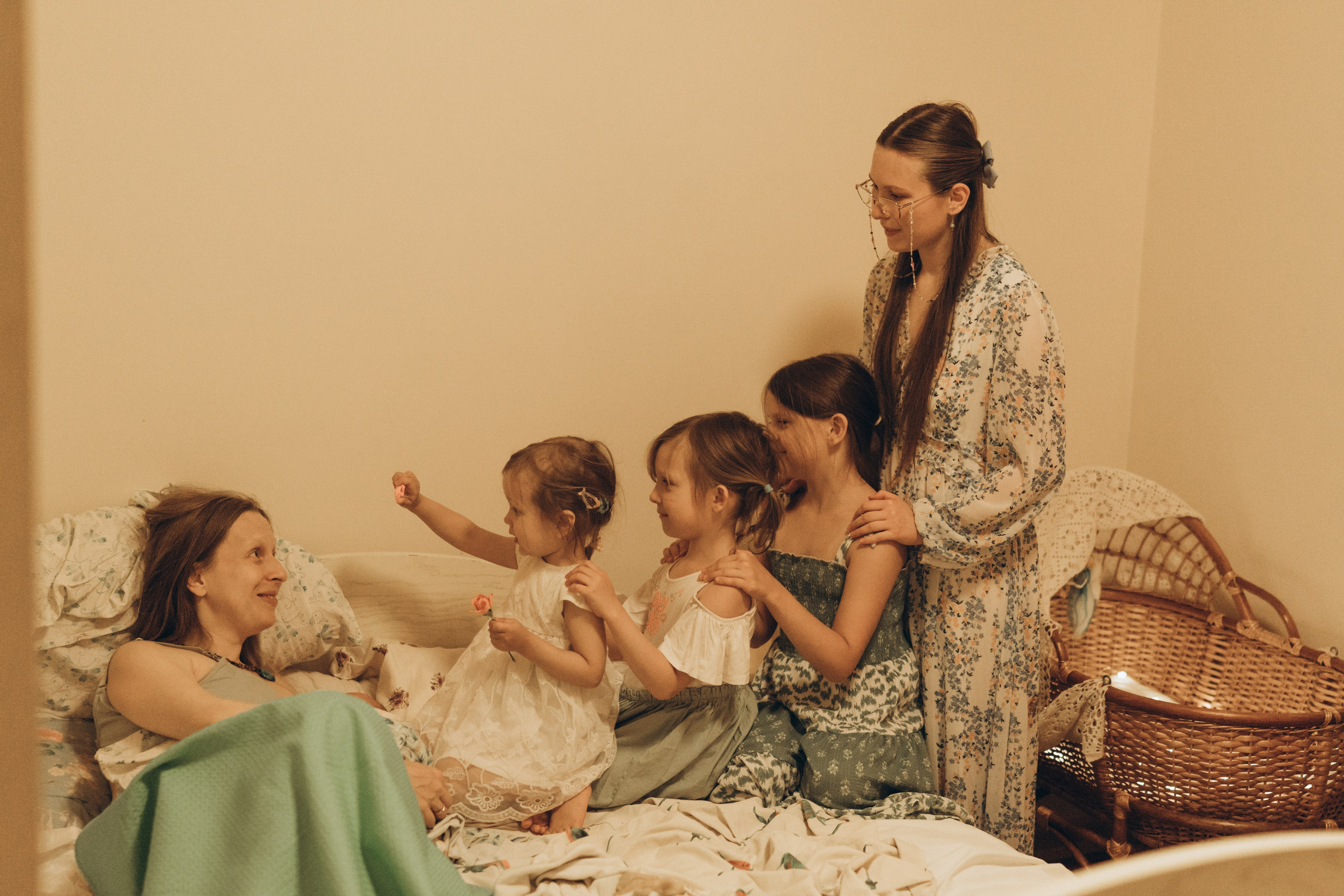 Таинство рождения. Семейный, ньюборн фотограф, фотограф на роды в Москве, Виктория Тюльдюкова