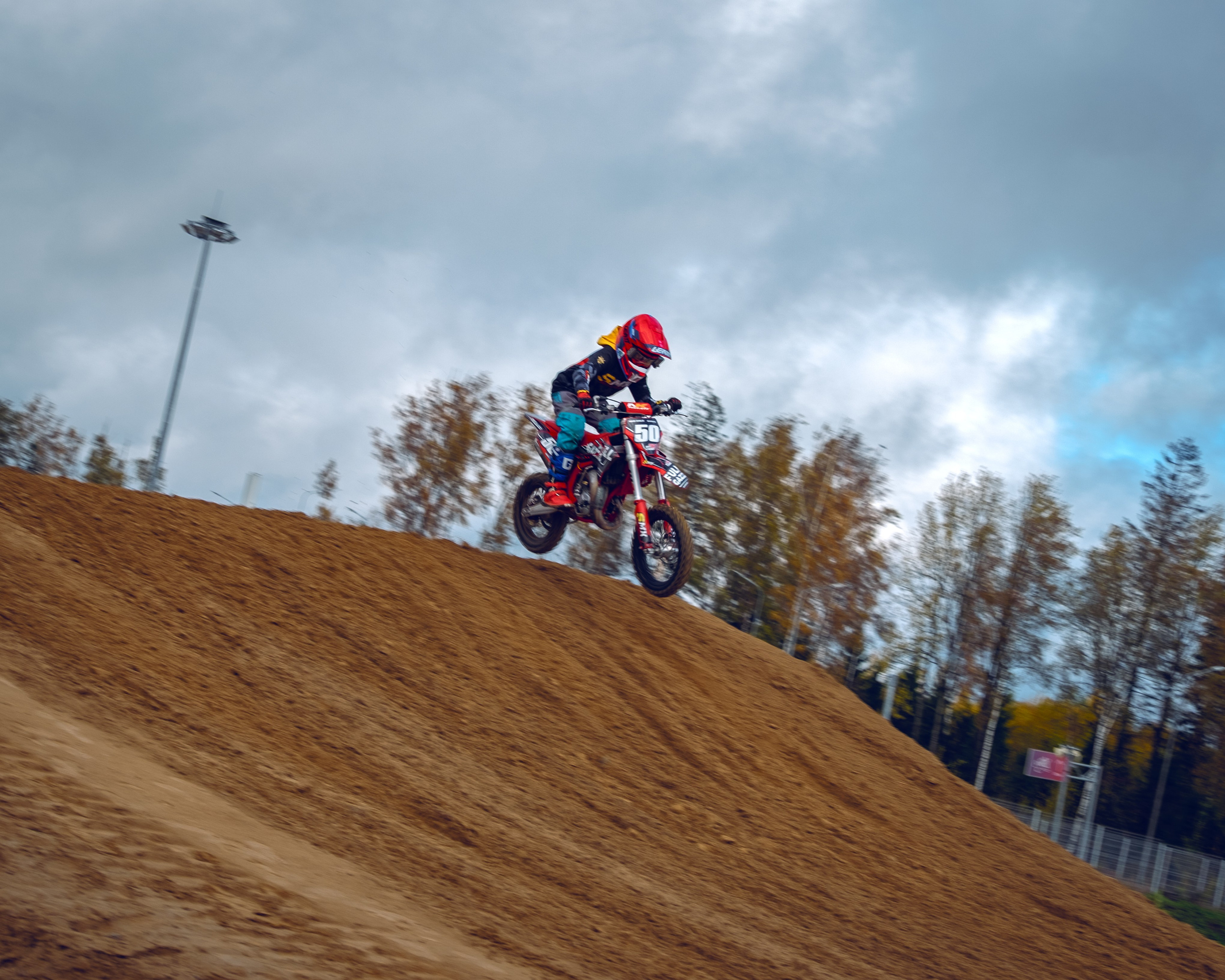 Мотокросс (Игора Драйв). Автомобильные фотографии и рисунки в Санкт-Петербурги Пашков Дмитрий