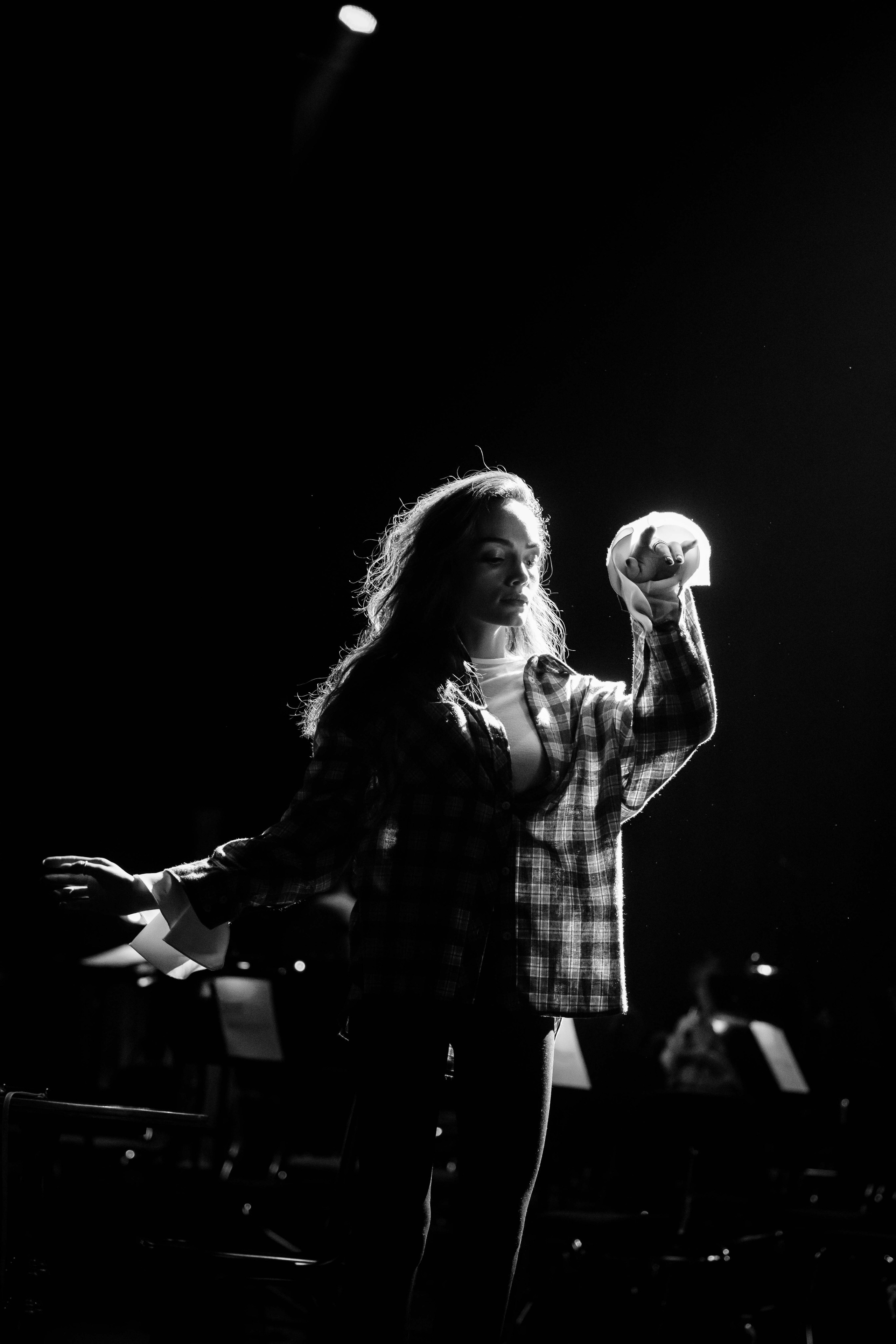 Концертное. ЧБ Фотограф Ольга Лесли