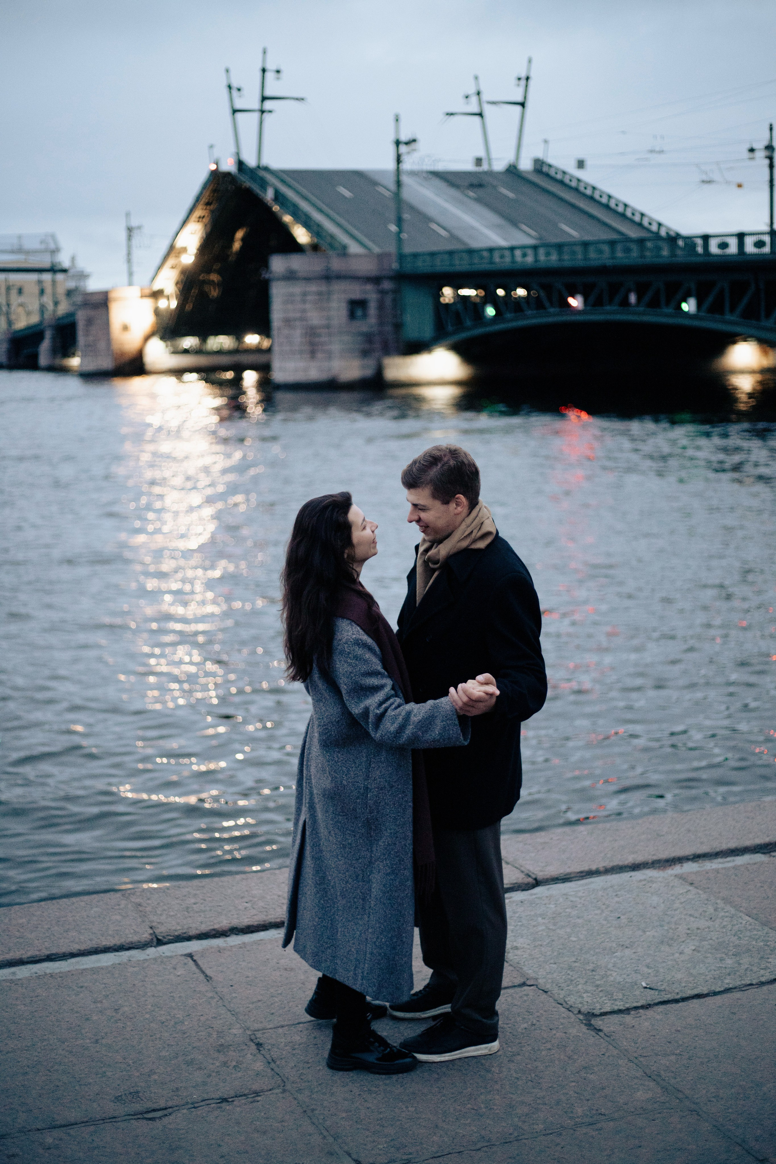 РАЗВОДНЫЕ. Петербургский фотограф — Рия
