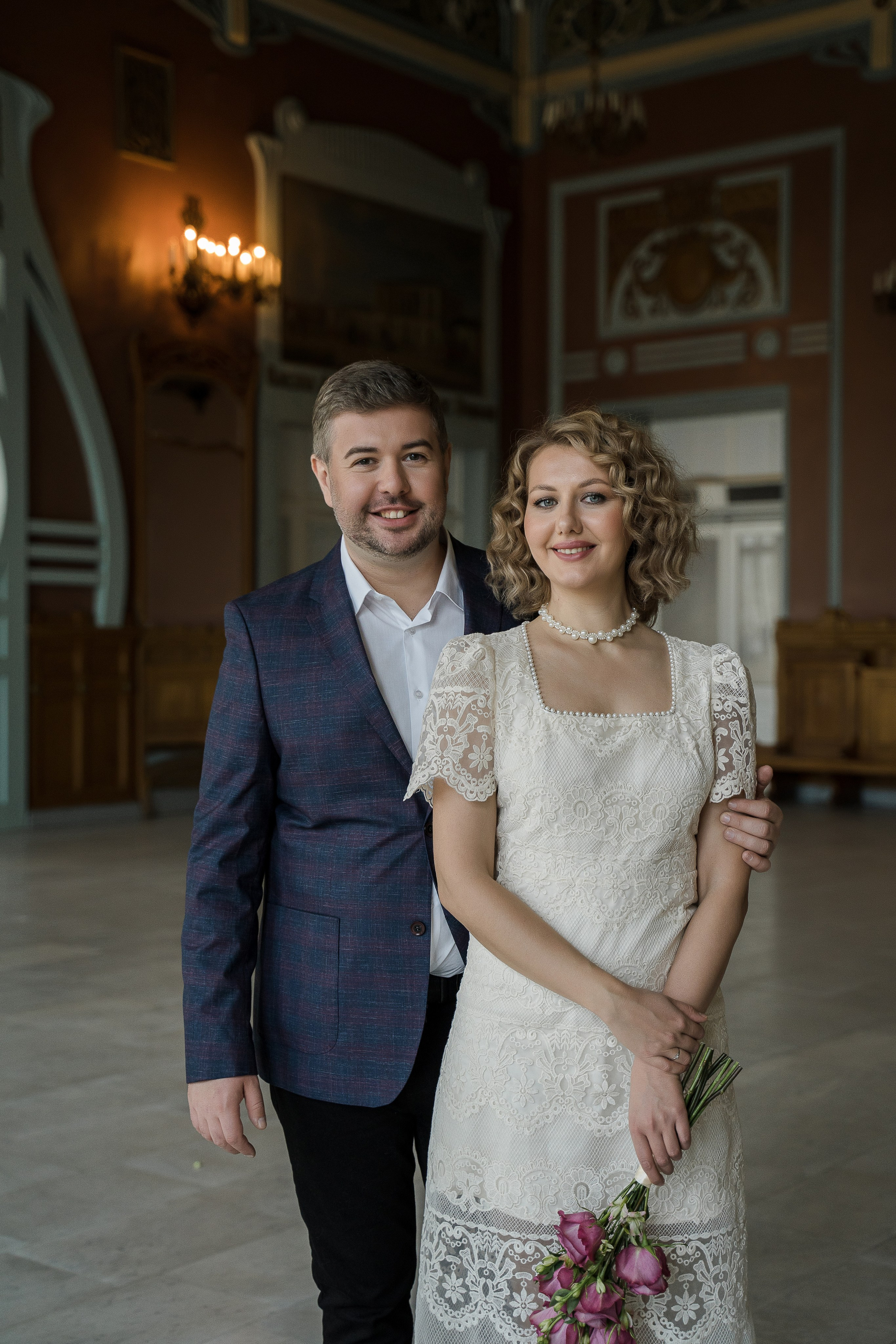 Свадебная фотосессия на Витебском вокзале. Свадебный и семейный фотограф в Пушкине и Санкт-Петербурге Мария Филиппова