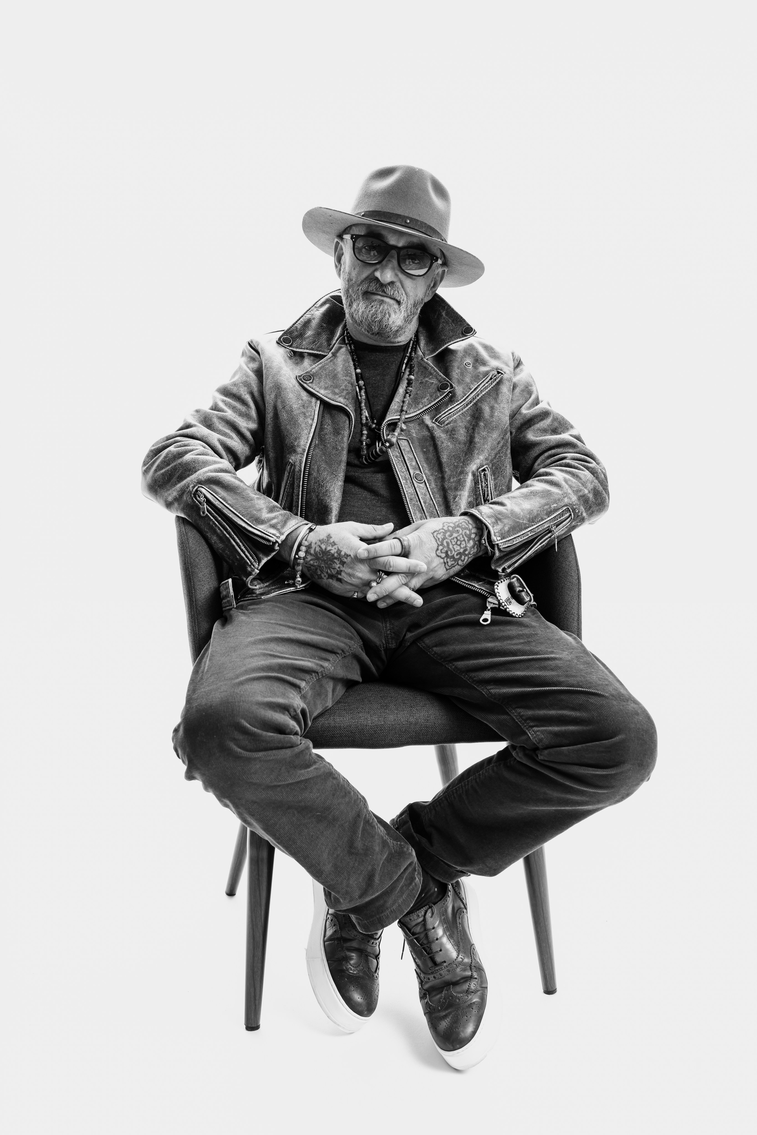 Студийная портретная съёмка Олега