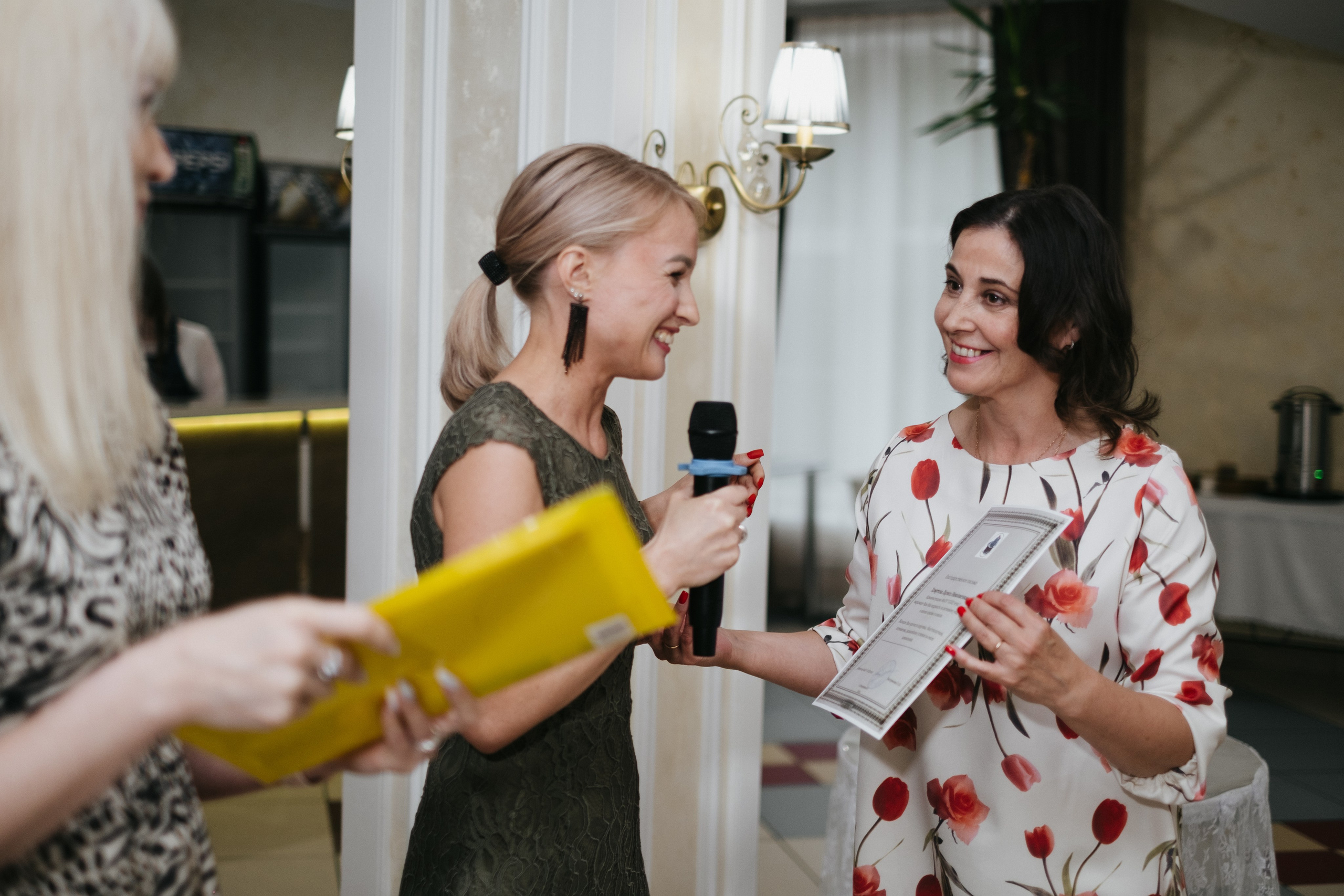 Выпускной 11 класс школы № 30. Свадебный и репортажной фотограф Денис Ожигин в Краснодаре и Краснодарском крае