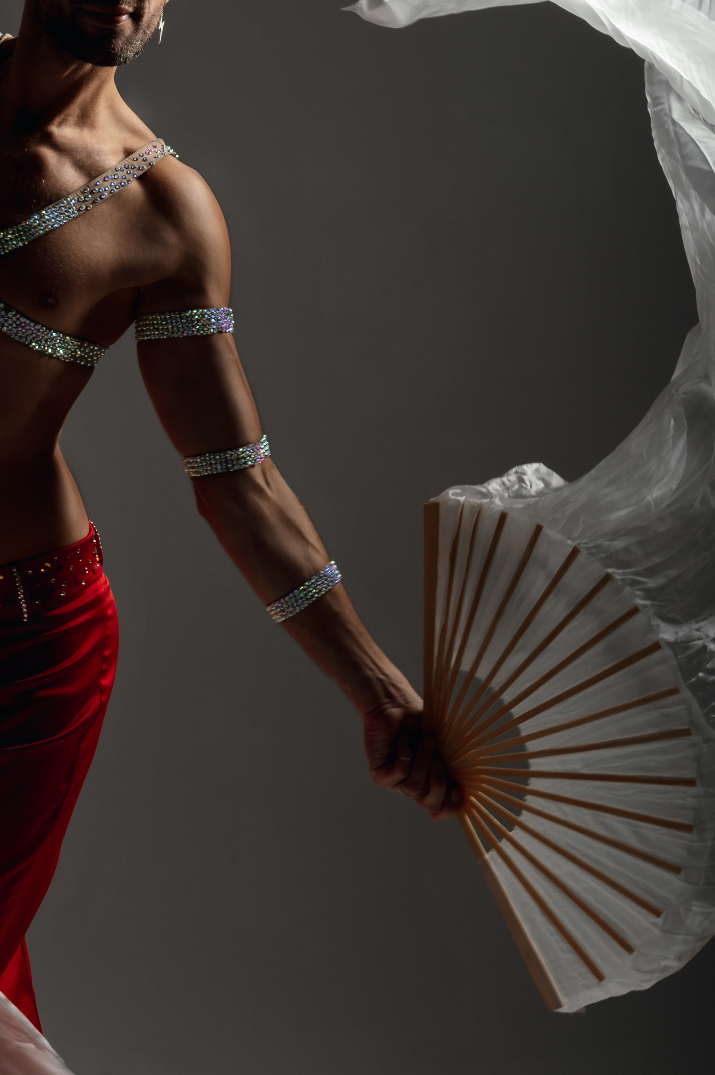 SARKIS. ФОТО ДЛЯ АФИШ. Профессиональный репортажный, коммерческий фотограф в Санкт-Петербурге