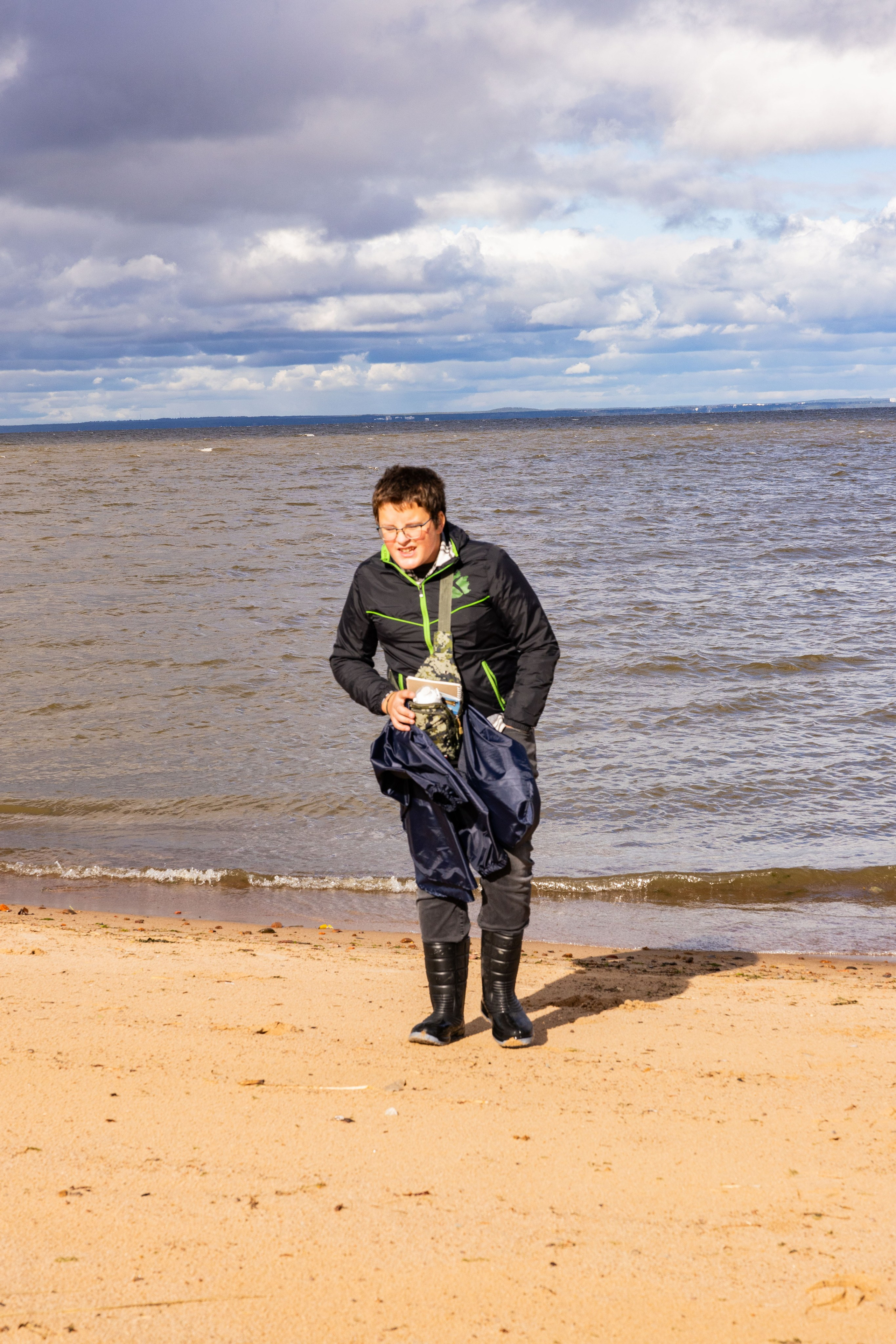 Зеленый пластик. Западный Котлин. Фотограф/видеограф в Санкт-Петербурге Динара Гольдина