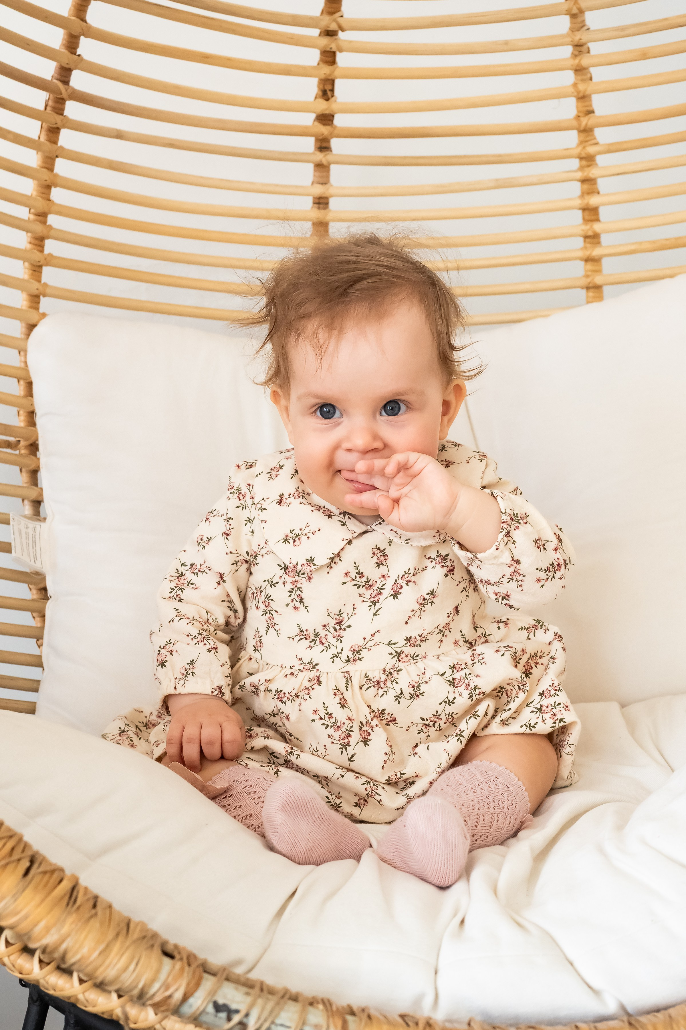 Мира 1 год. Репортажный, семейный и детский фотограф в Пензе и Заречном Арина Ермилова. Картины барельеф на заказ