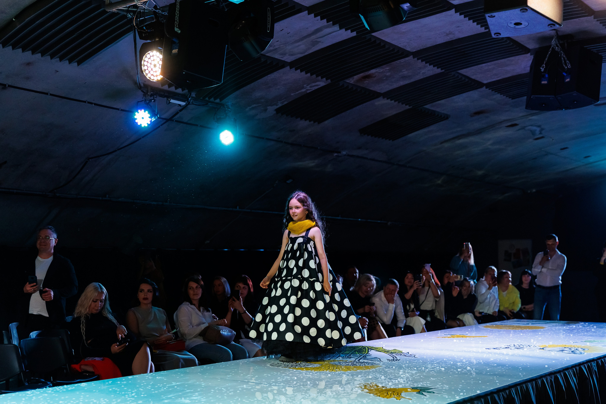 Показ Надежды Шибиной от журнала «Жираf». Фотограф Новосибирск — Наталья Гресь