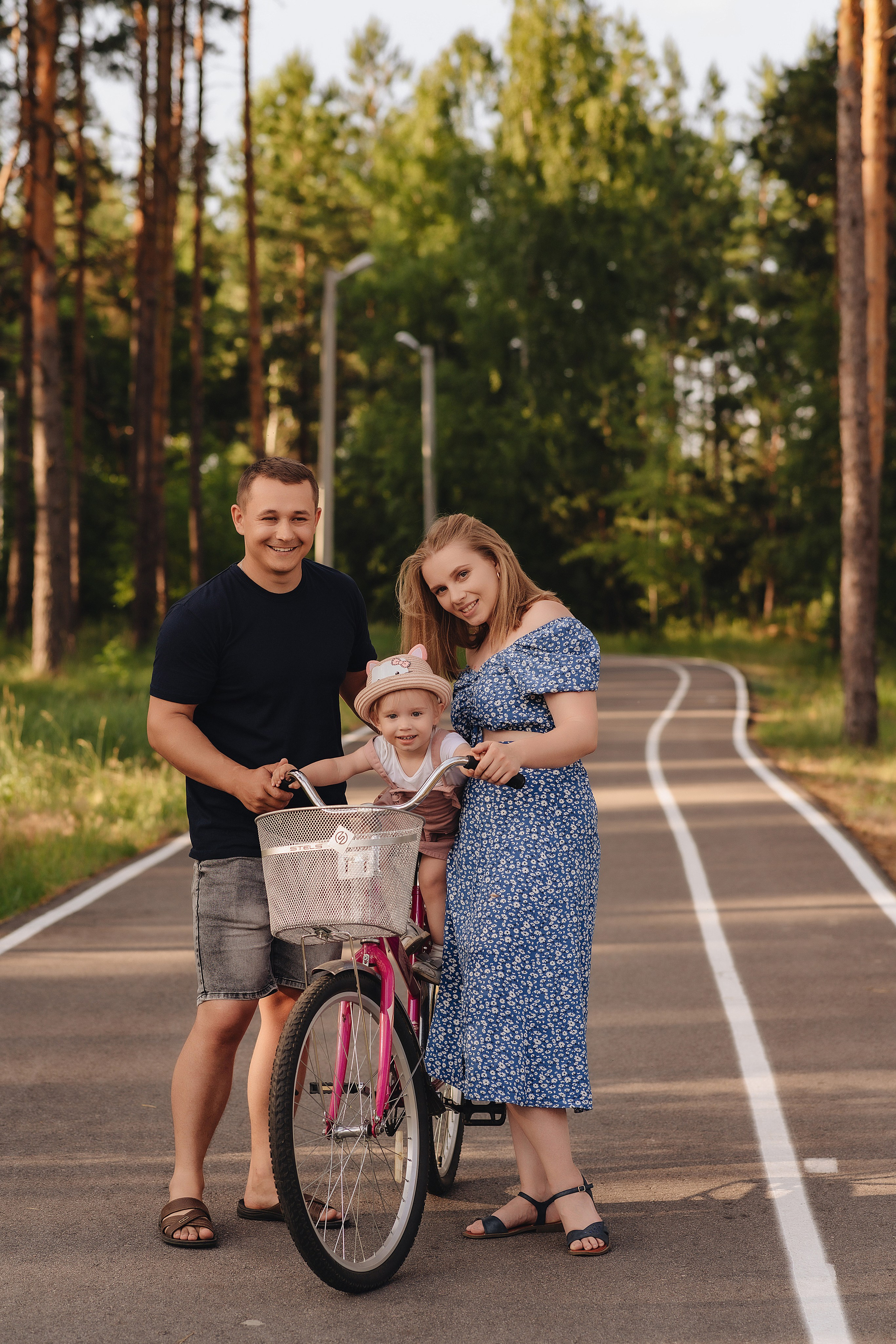 Семейная прогулка | Съемка для кофейни. Фотограф Карина Шмулёва. Воронеж и область