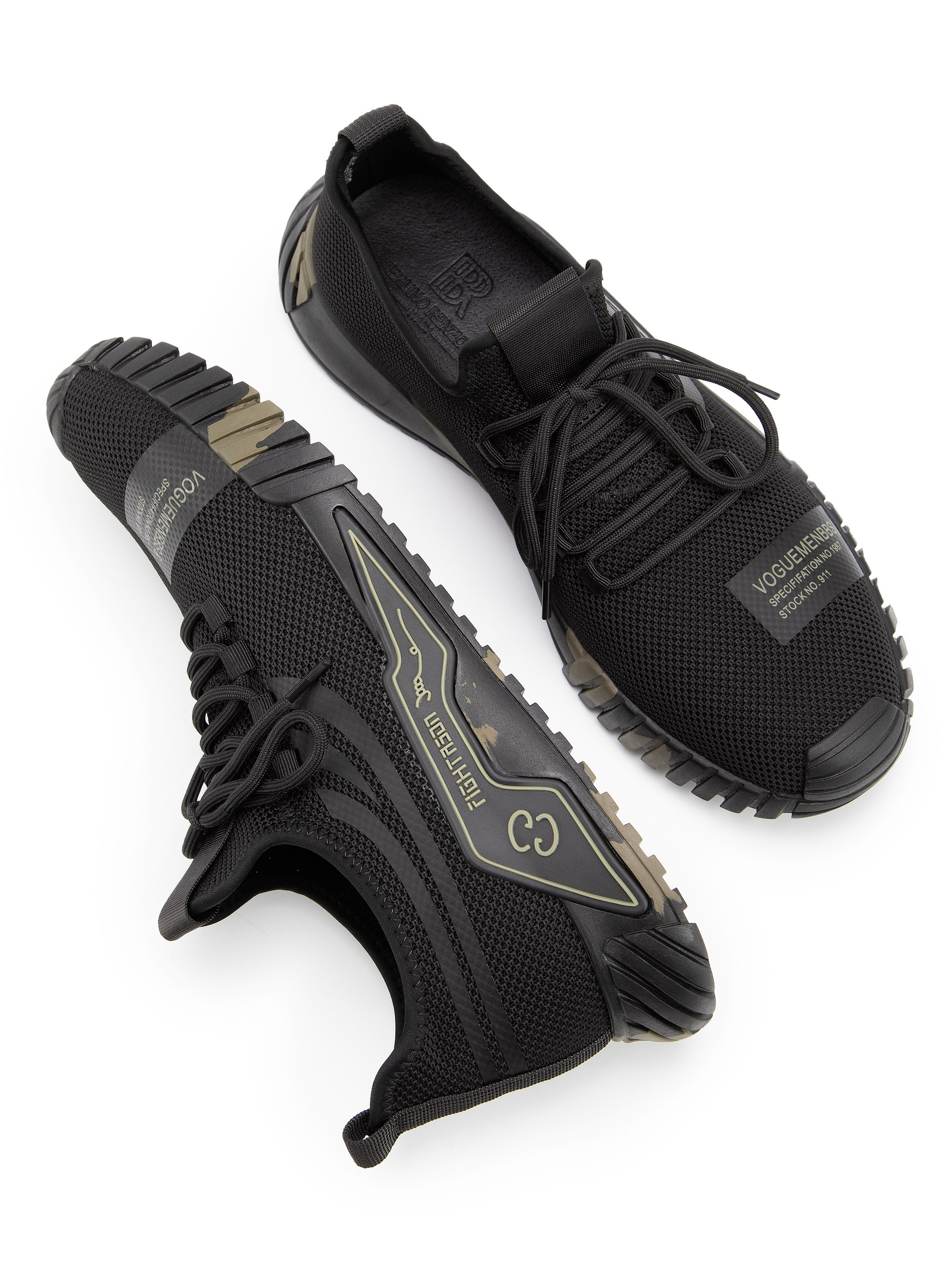 Каталожная фотография обуви. Фотограф в Москве Егор Гончаров