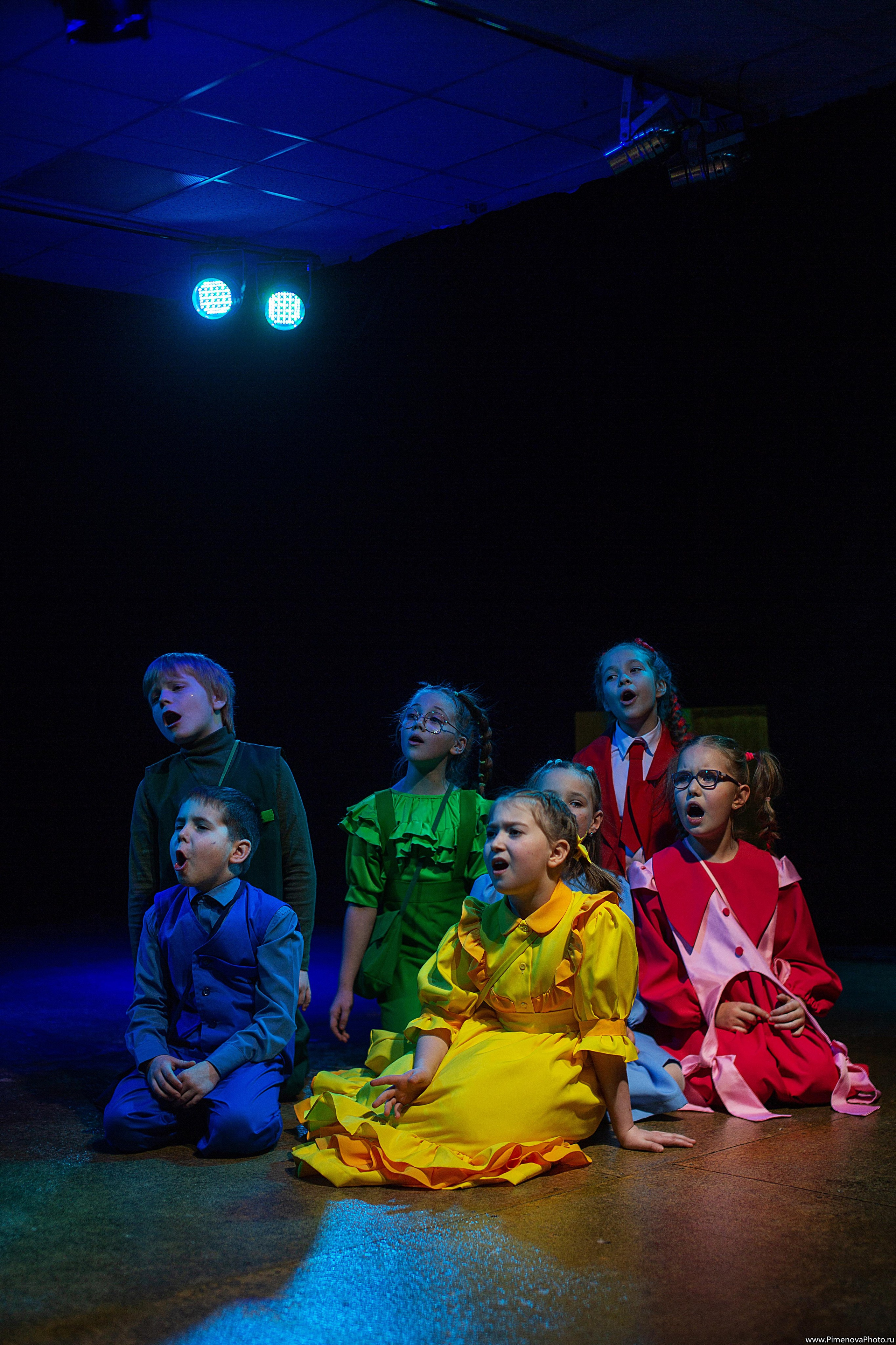 Карандаши «Театрум» ДТЦ, февраль. Семейный и детский фотограф в Петрозаводске