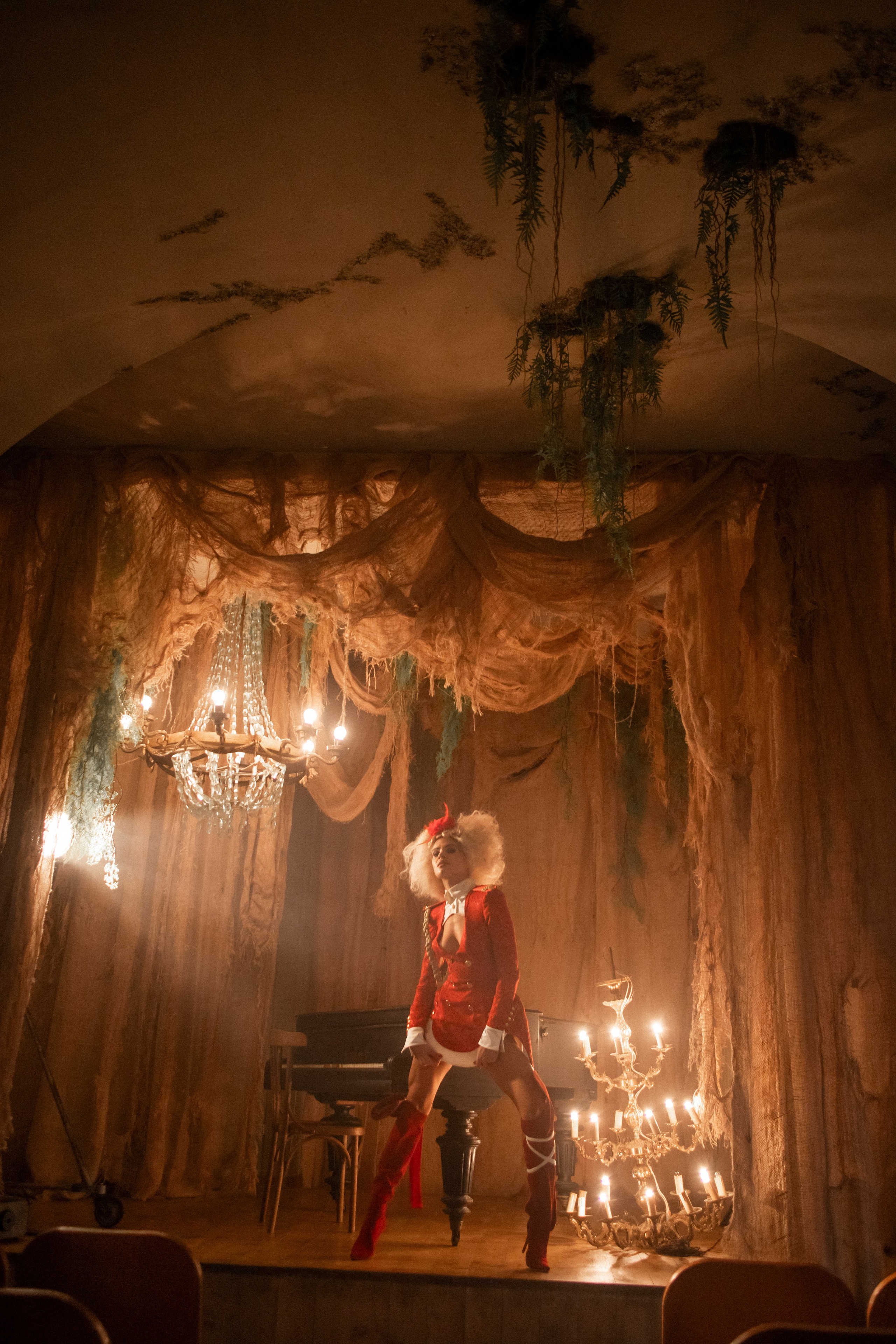 Театр пуст. Дарья Устинова. Фотограф вашей души в Москве