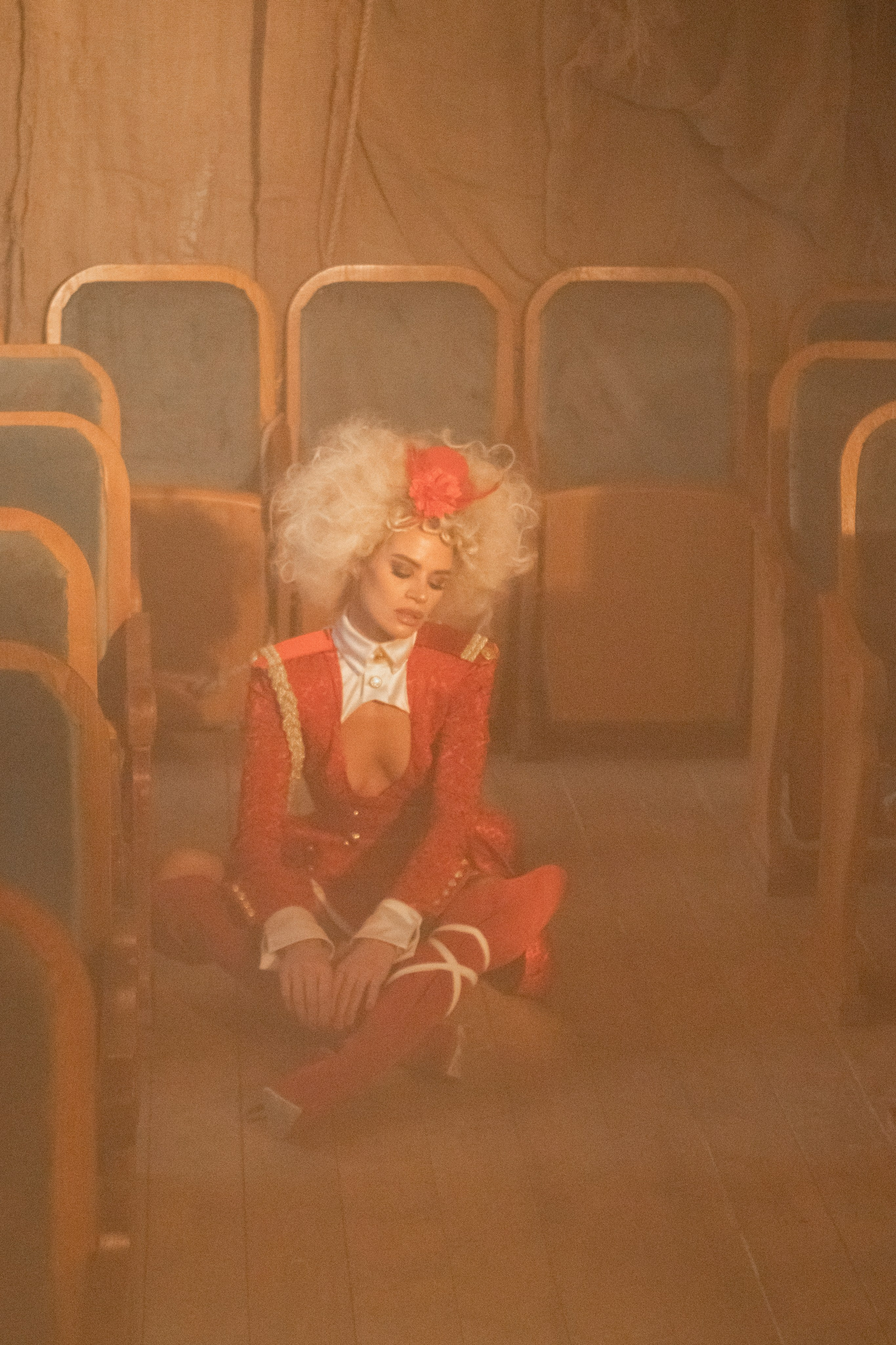 Театр пуст. Дарья Устинова. Фотограф вашей души в Москве