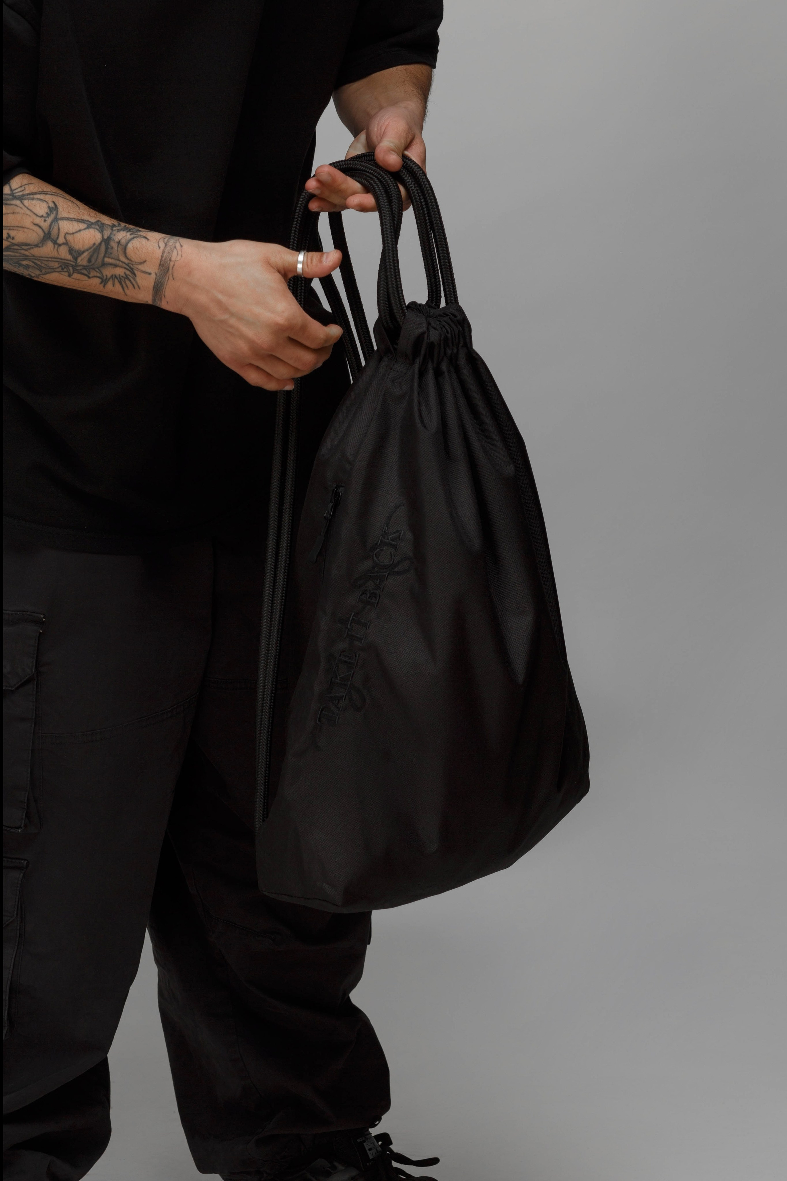 Реклама рюкзаков от Эдгара. Свадебный, предметный и портретный фотограф в Волгограде