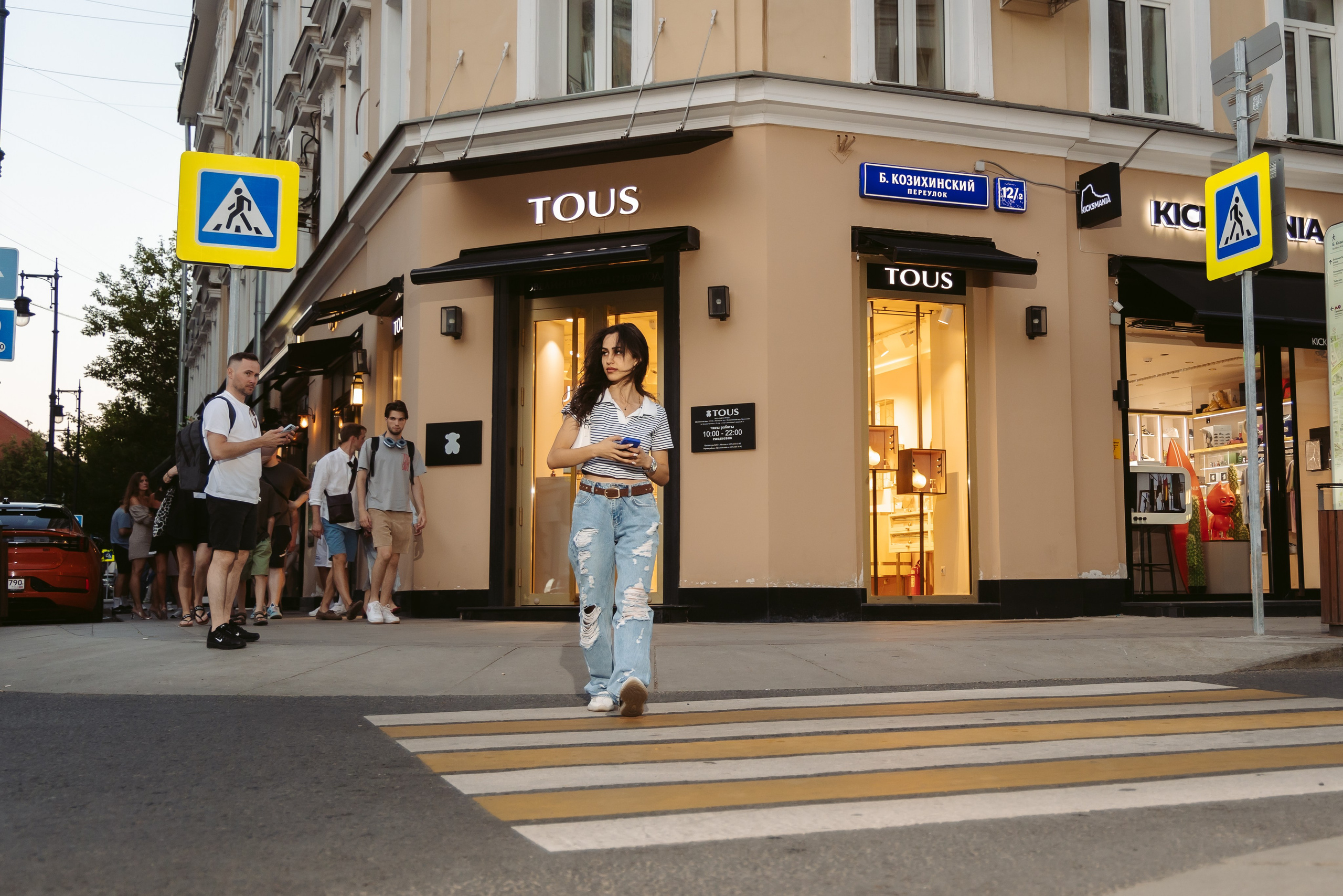 Фото прогулка Зенфира. Свадебный Фотограф в Москве Гор Магтагян