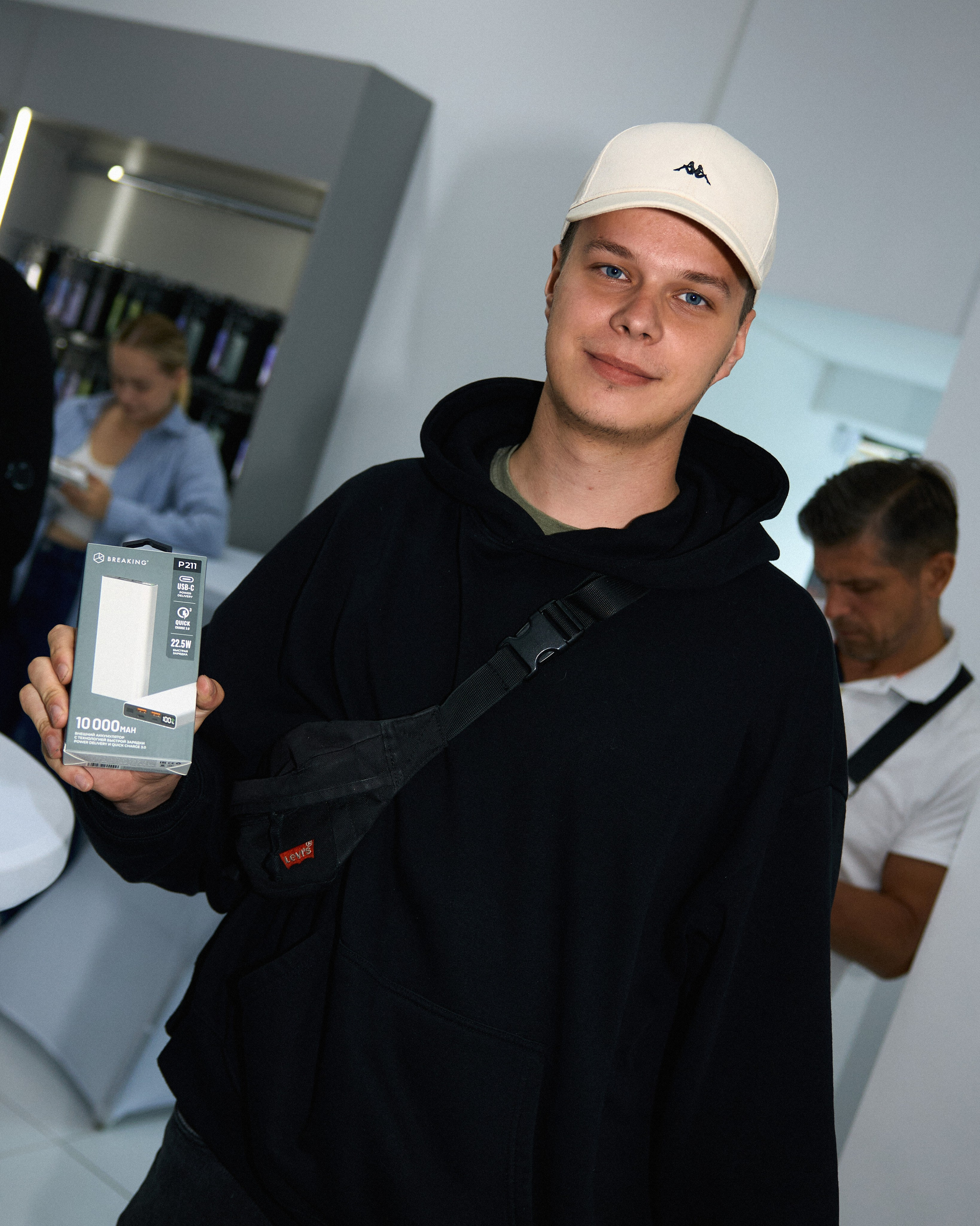 Открытие магазина техники 9:41. Фотограф Света Рыбакова