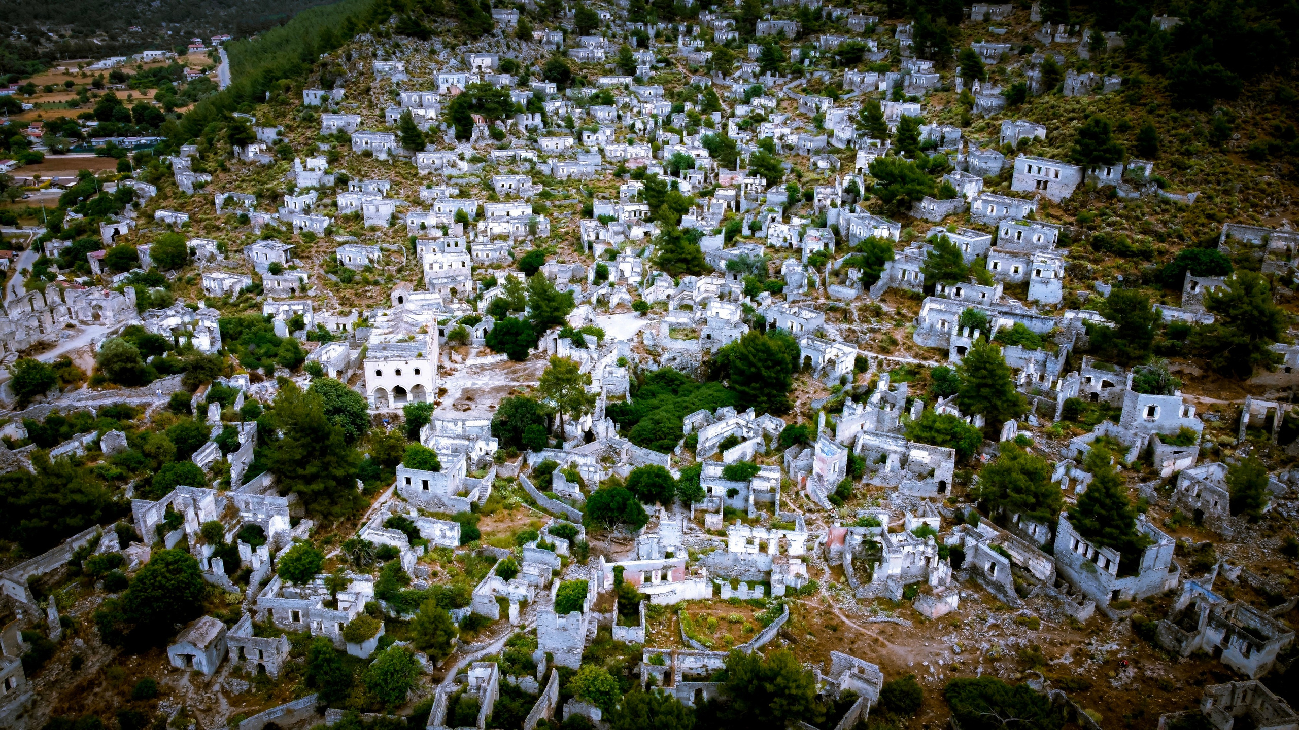 Дрон. Стрит и Арт Фотограф Москва-Анталия-Стамбул. Постановочные фотографии в любом жанре, в неповторимых образах