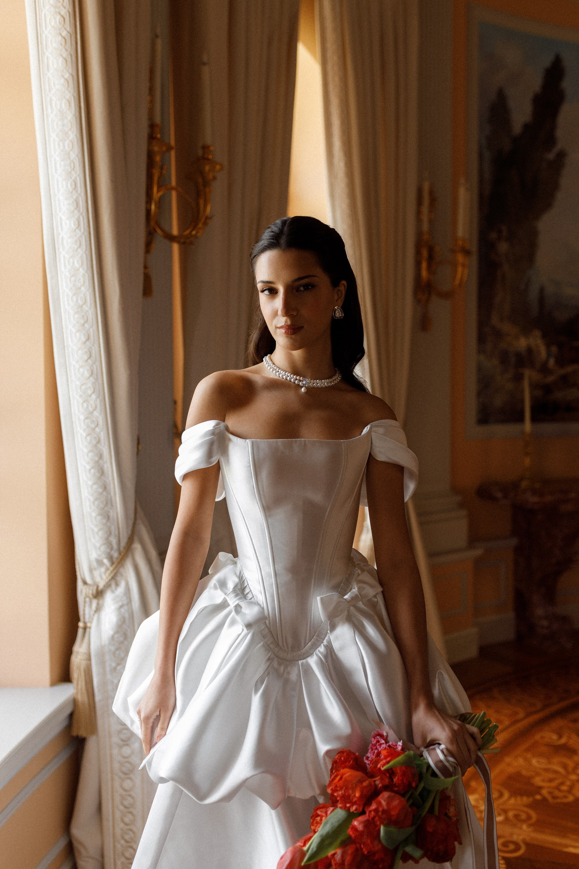 Петр и Лейла