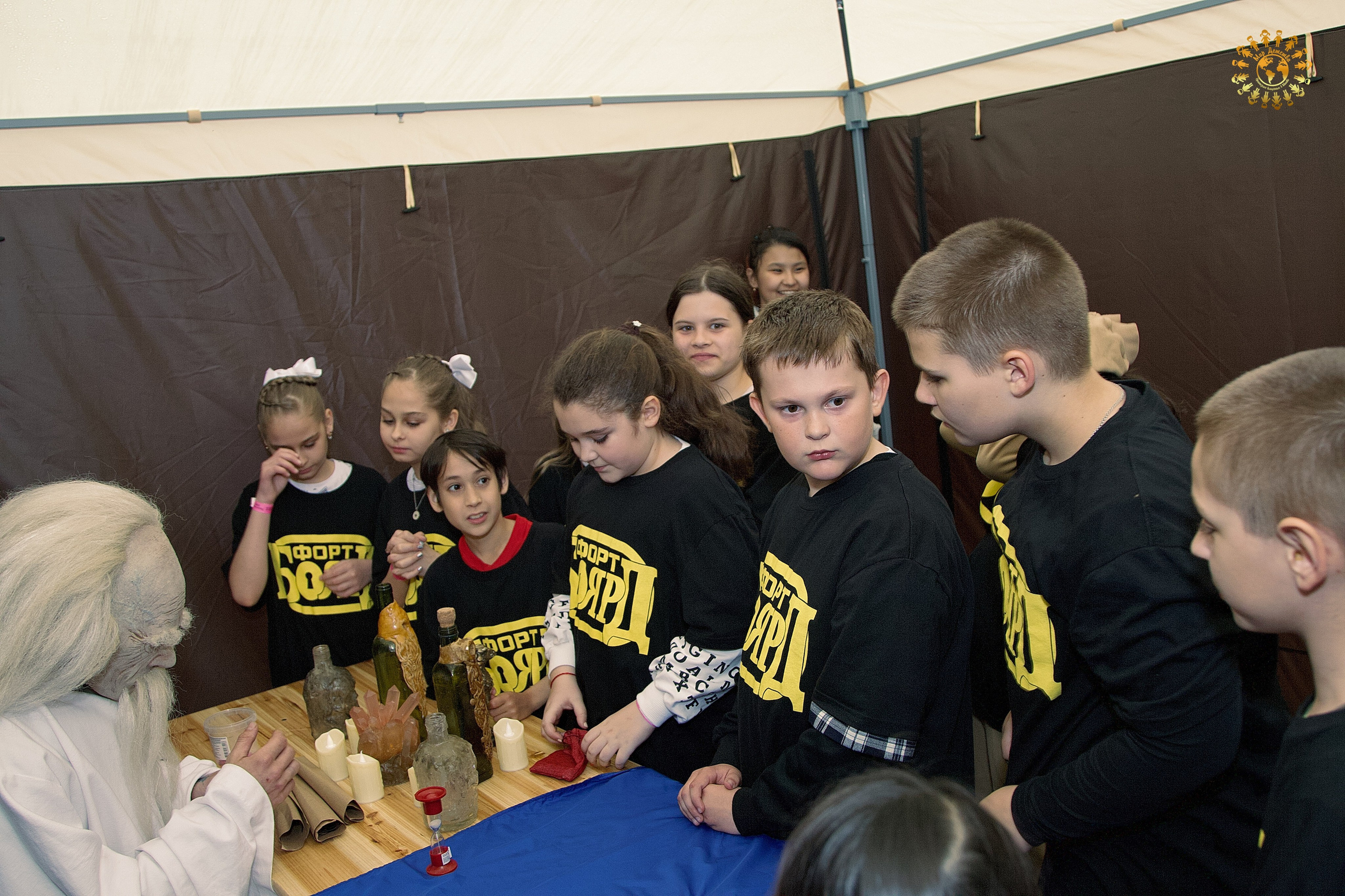 Выпускной 2023 (Школа 1195, 4-й класс). Репортажная съемка в Москве и области. Анималистика