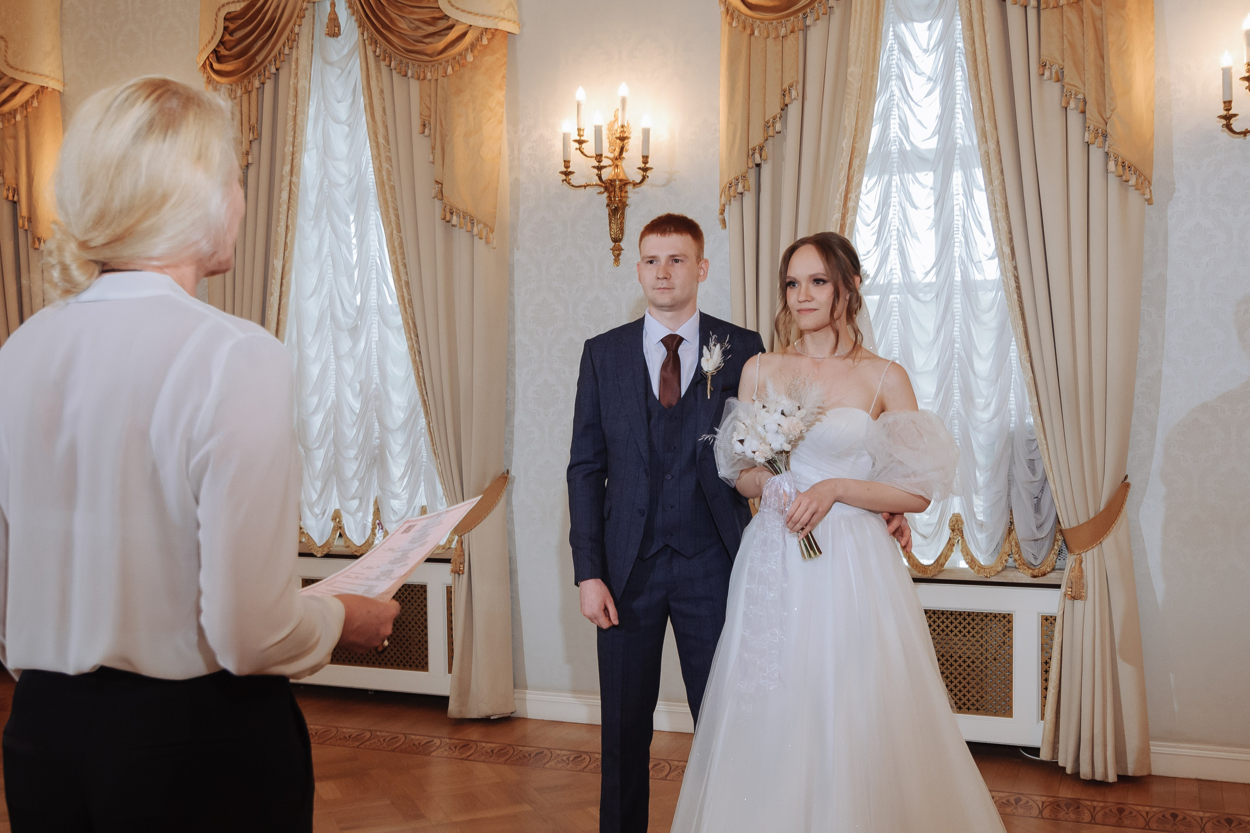 Свадебная съёмка для Ирины и Николая. Сборы в отеле. Свадебный и семейный фотограф г. Ярославль Савинская Анастасия