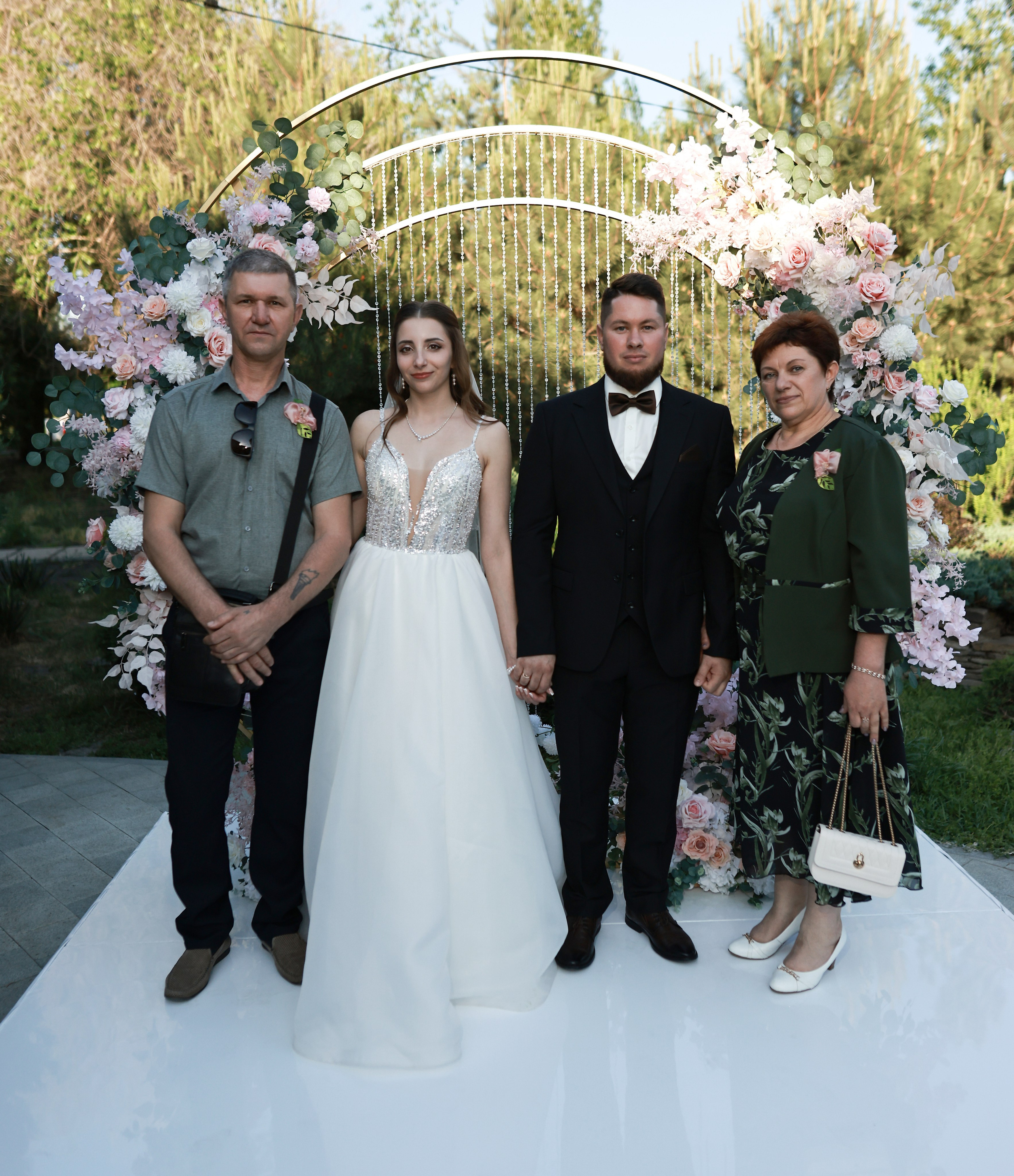 Н и В. Фотограф Олег Сотник