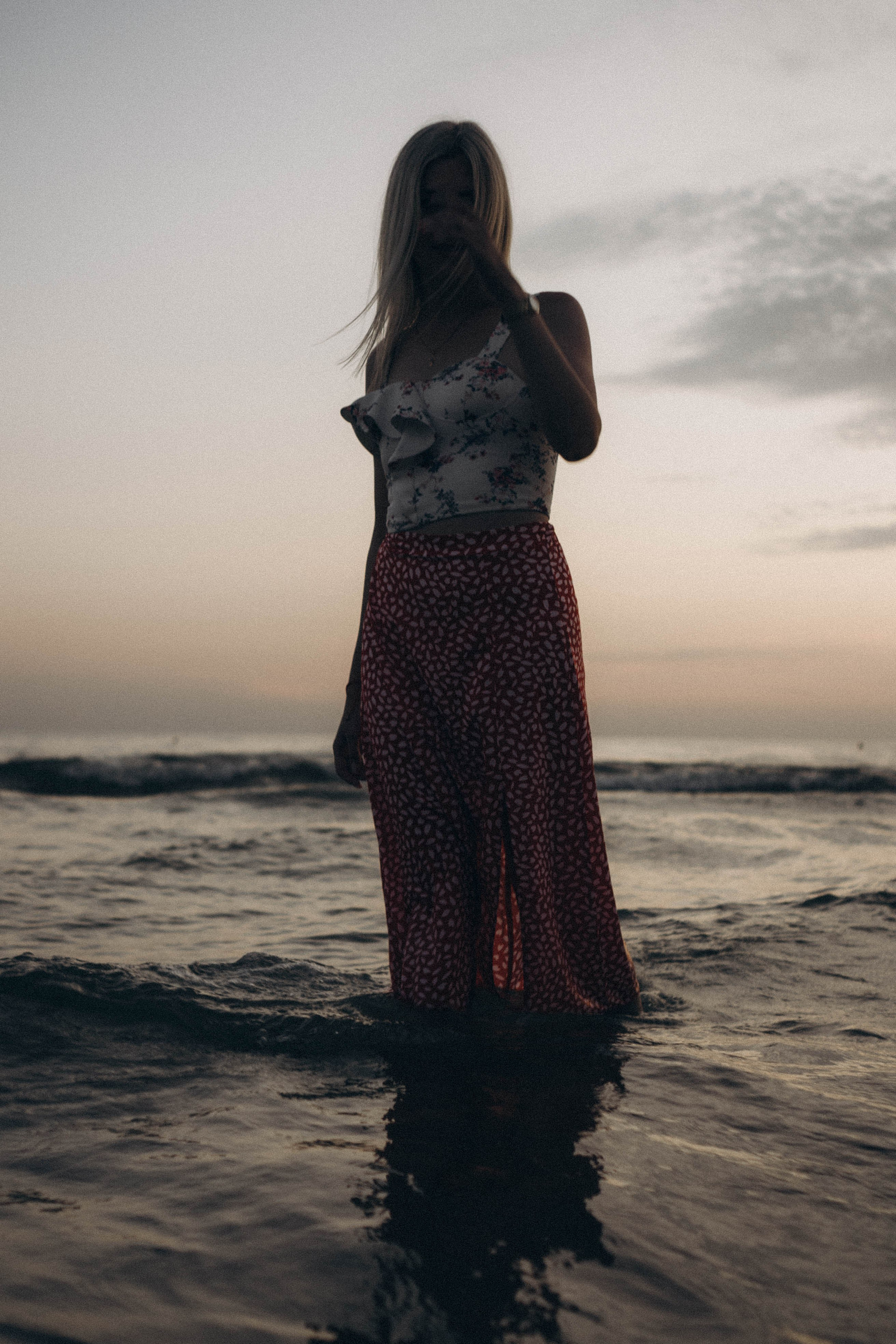 Июльский вечер на берегу черного моря. Профессиональный фотограф, Санкт-Петербург — Виктория Богомолова