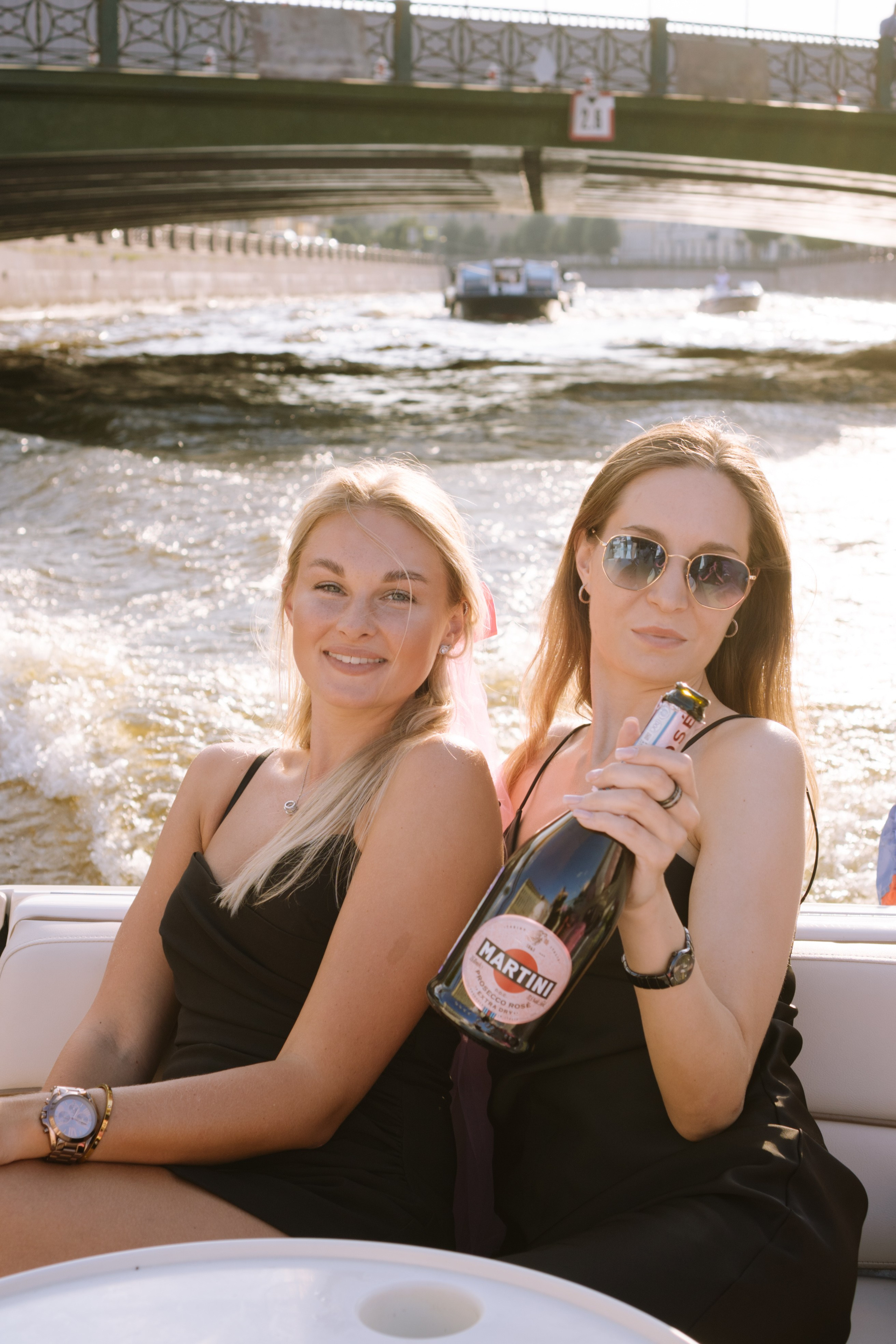 ДЕВИЧНИК НА КАТЕРЕ. Профессиональный фотограф, Санкт-Петербург — Виктория Богомолова