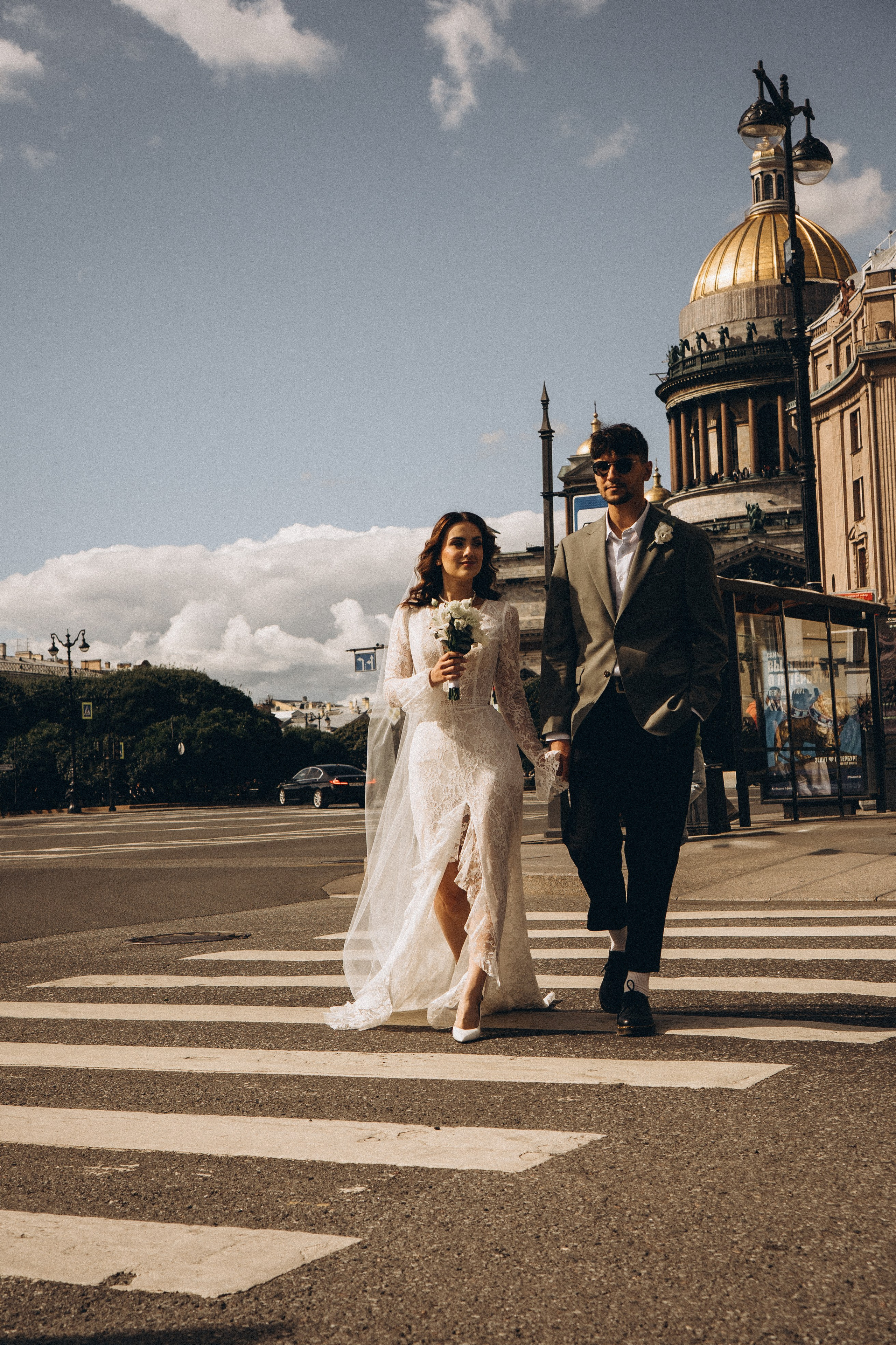СВАДЕБНАЯ ПРОГУЛКА ВОЗЕ ИСАИКЕВСКОГО СОБОРА АСТОРИИ И ЗАКОНОДАЛЕТНОГО СОБРАНИЯ. Профессиональный фотограф, Санкт-Петербург — Виктория Богомолова