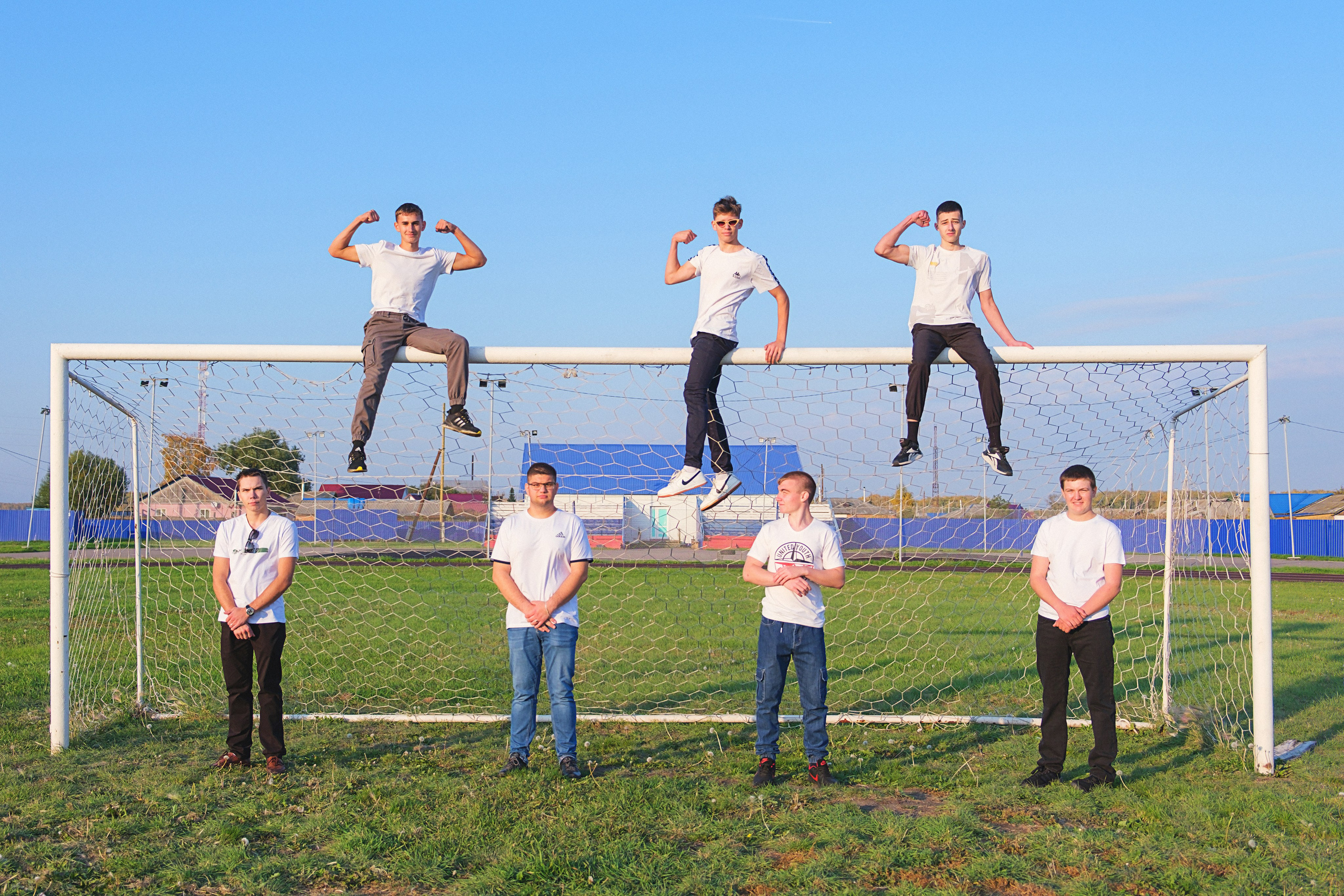 Выпускной альбом 2024. Фотограф и видеограф в Омск/Москва Сащенко Лера