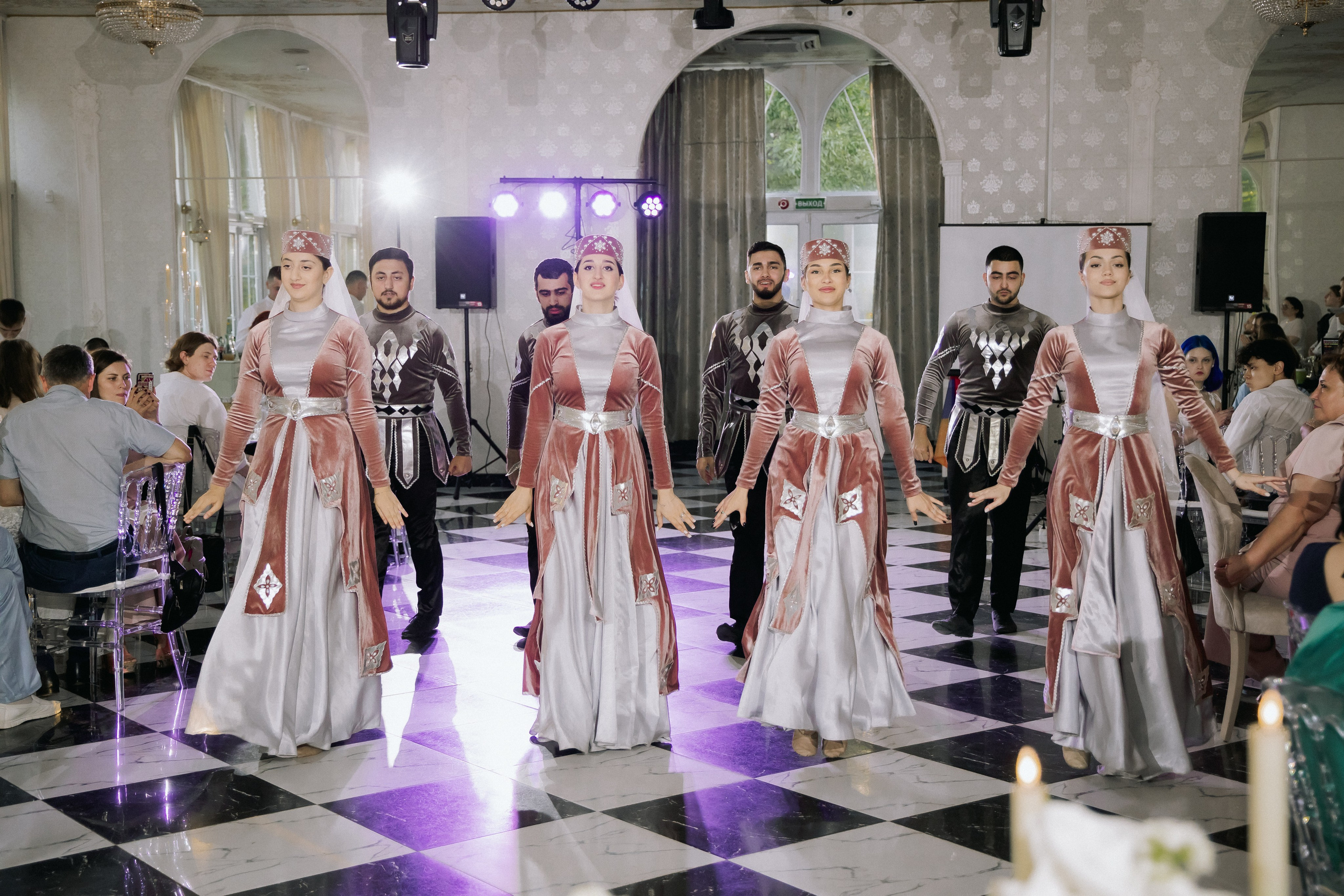 Свадебный день Лины и Роберта. Свадебная фотография. Арина Рубах