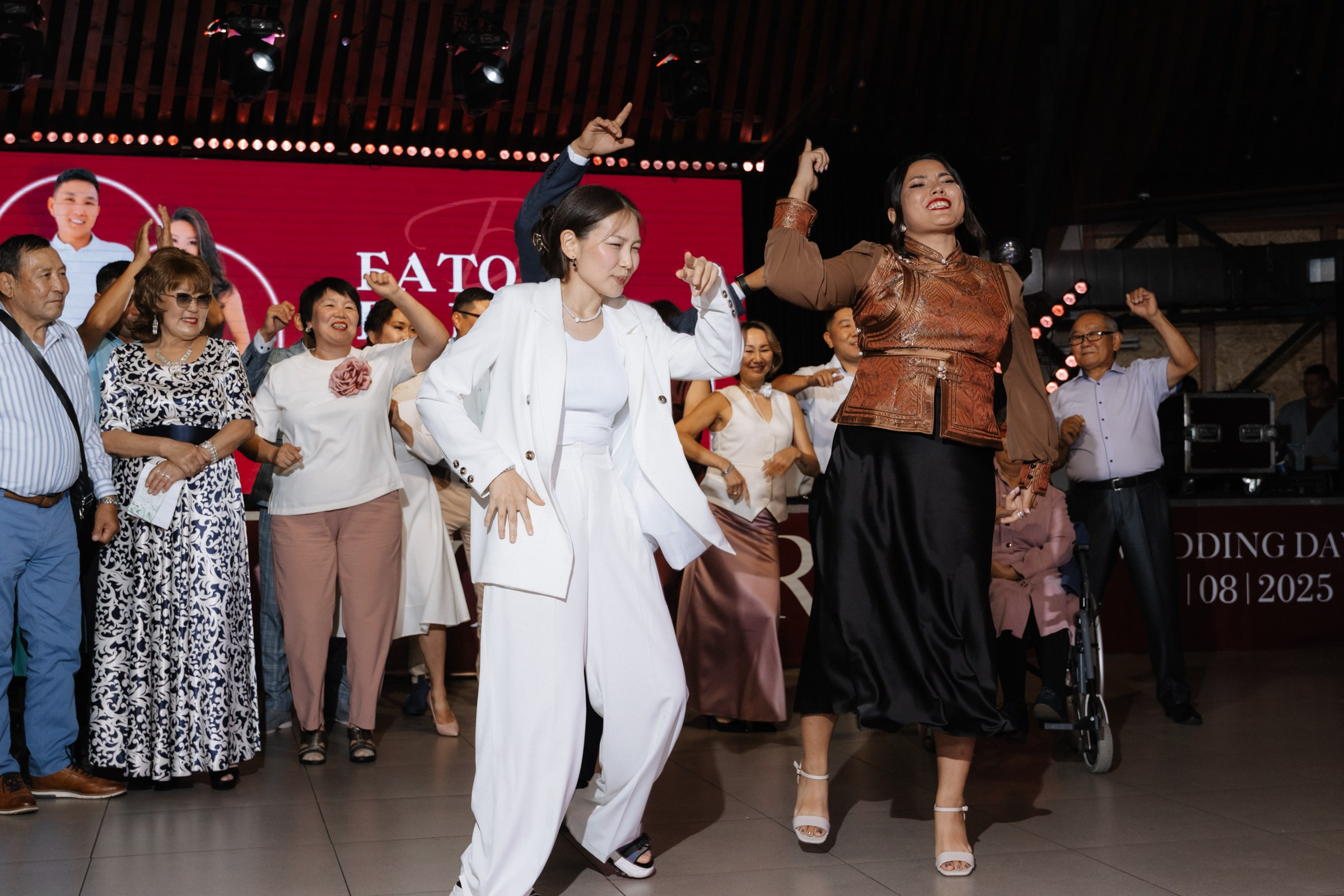 Бато и Валерия. Фотограф Улан-Удэ