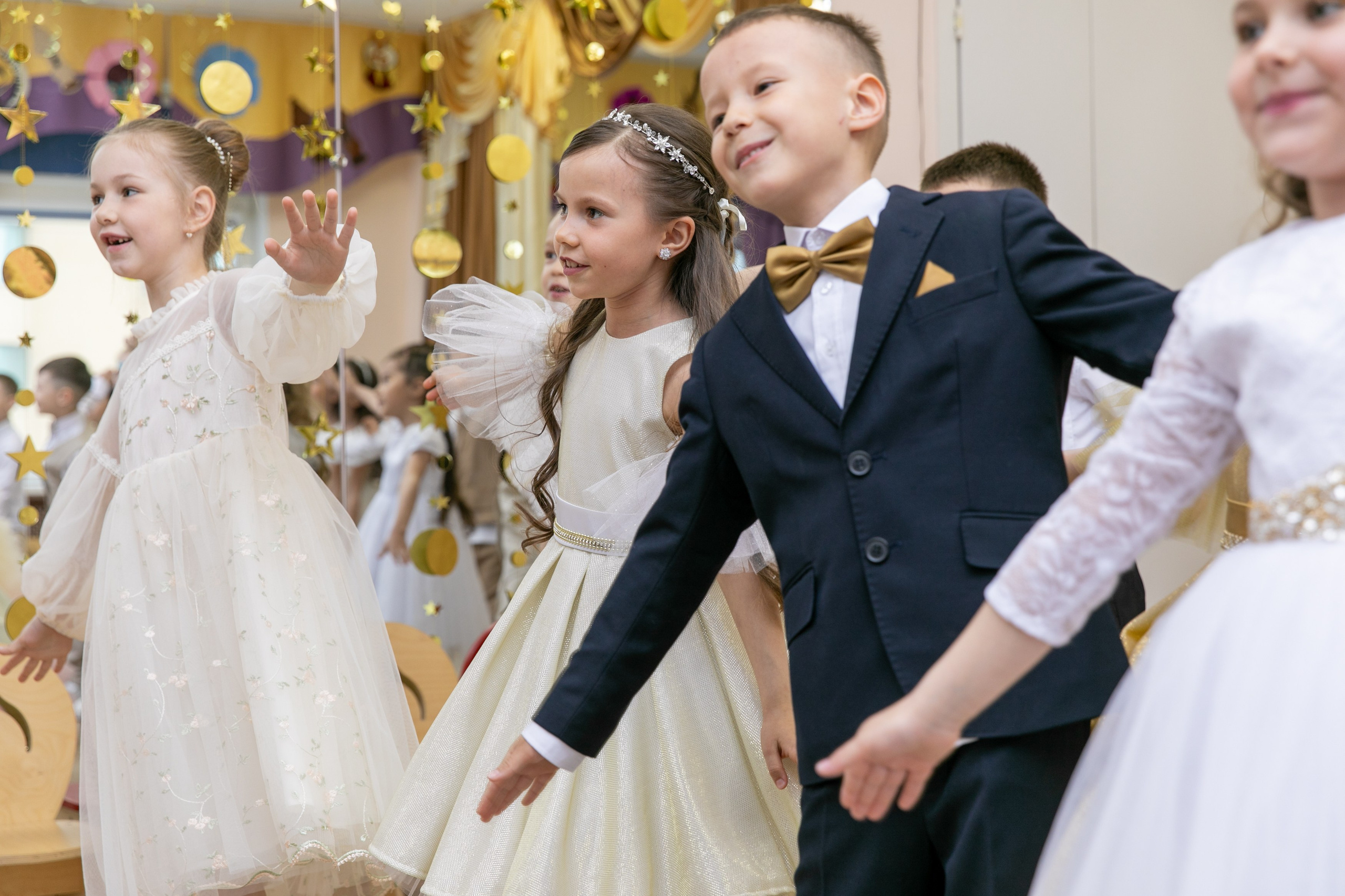 Выпускной Цветик-Семицветик 2025. Школьный и детский фотограф в Южно-Сахалинске Анастасия Лескова