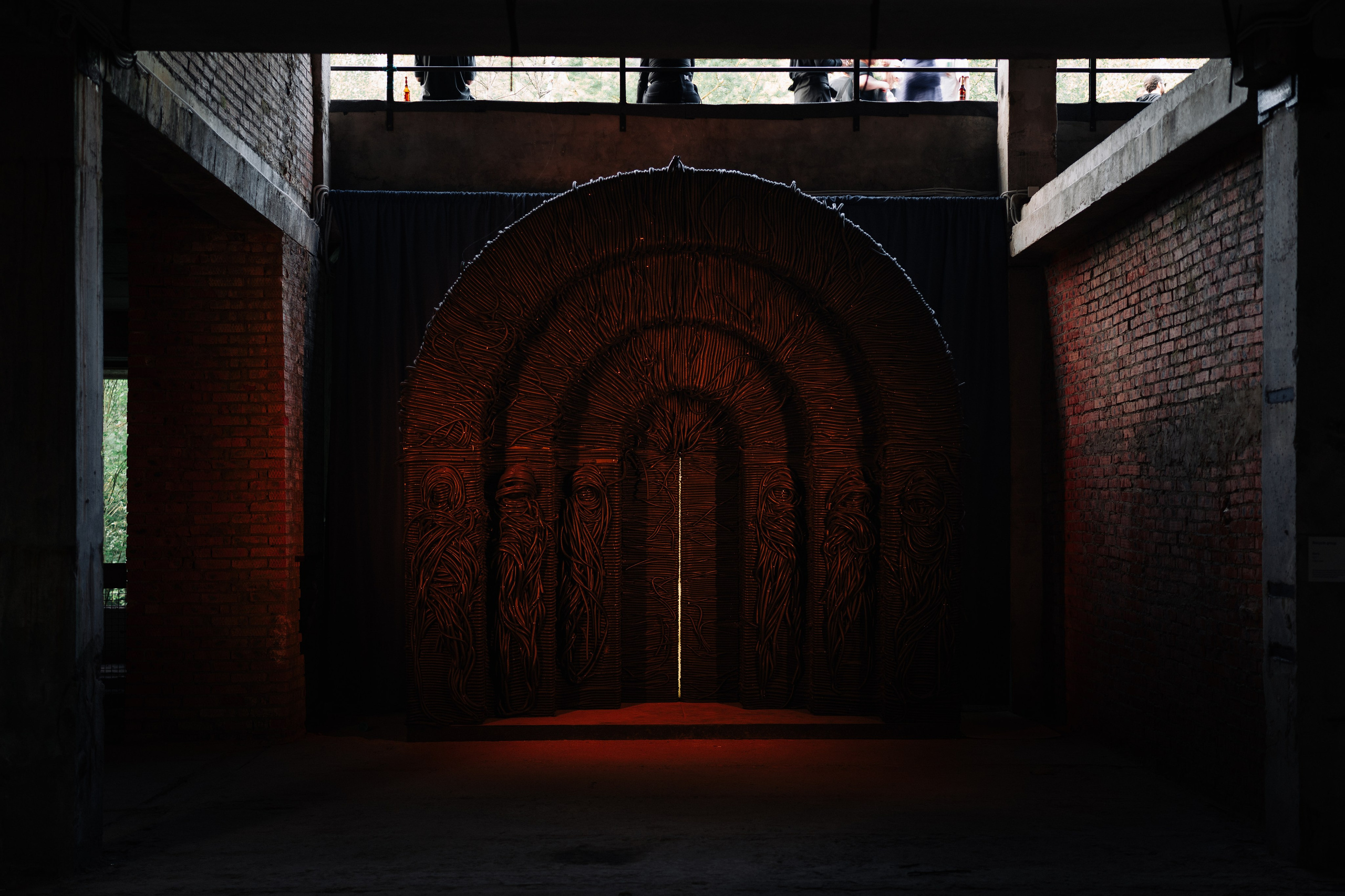 Outline 2024. @tomrus: Рустам Шагиморданов — фотограф