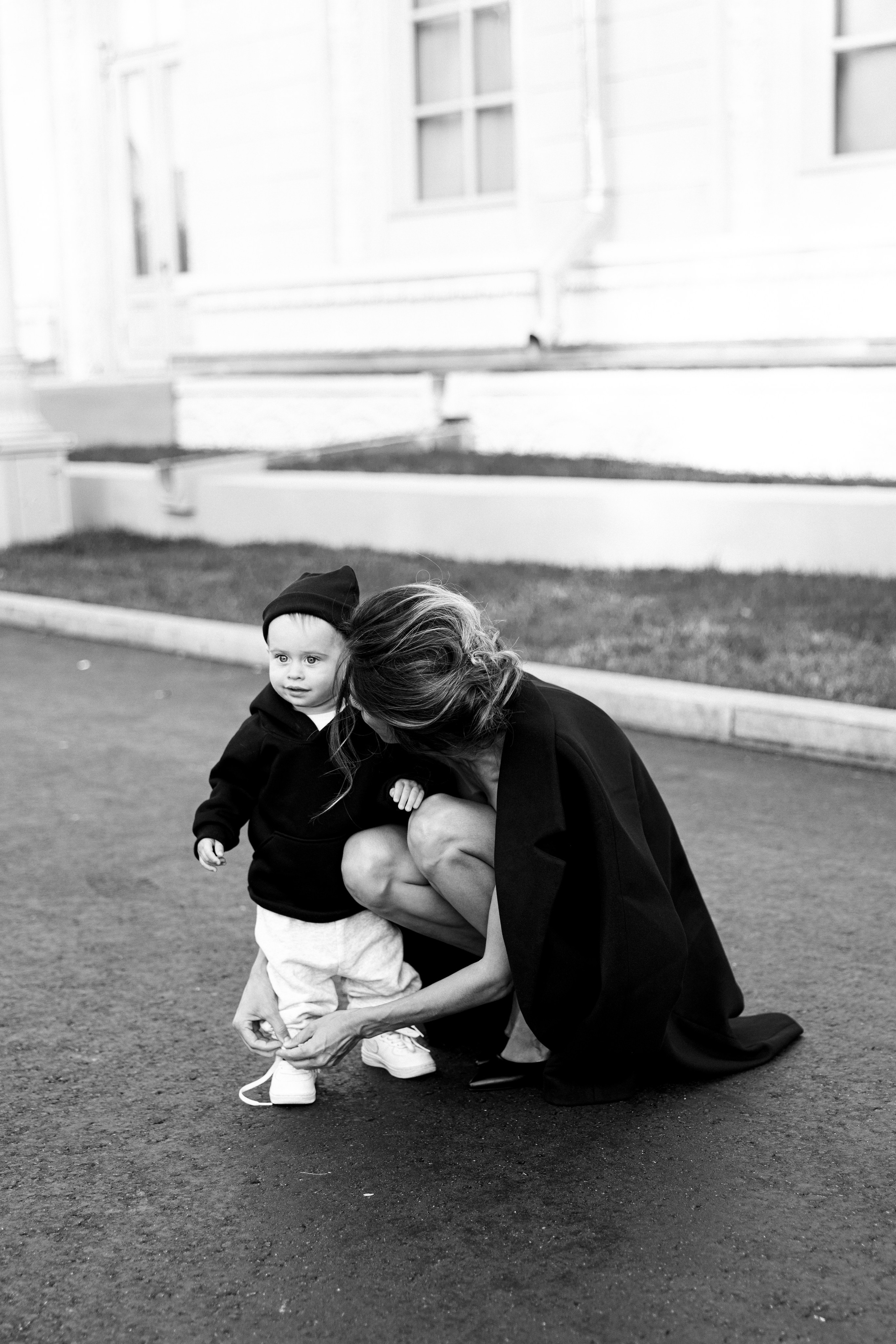 Чб фотография матери и ребенка. Женский и контент фотограф в Москве. Алла Поломарь