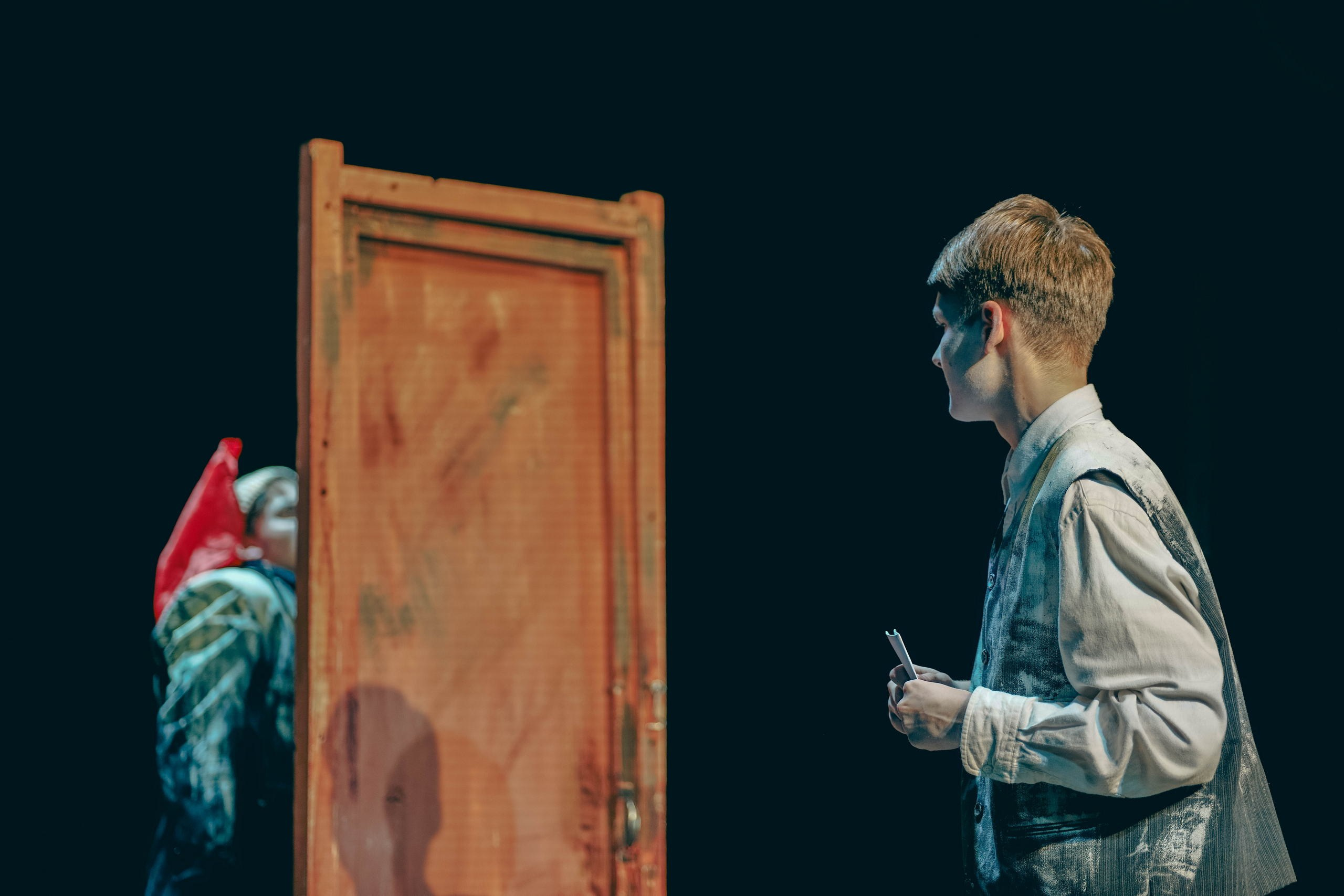 Спектакль «Папа, где ты». Федор Ратчин — фотограф